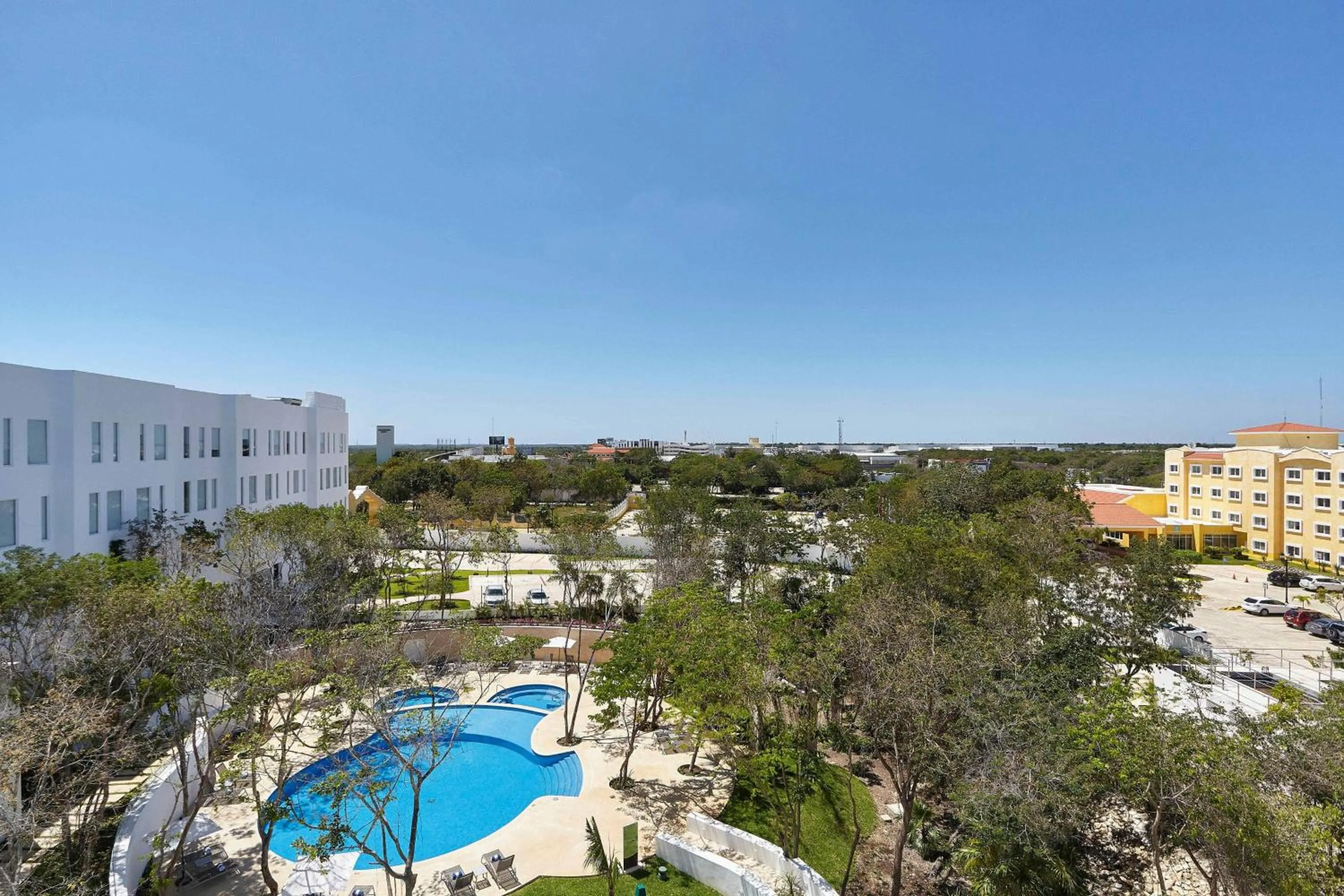 Swimming pool in Fairfield Inn & Suites by Marriott Cancun Airport