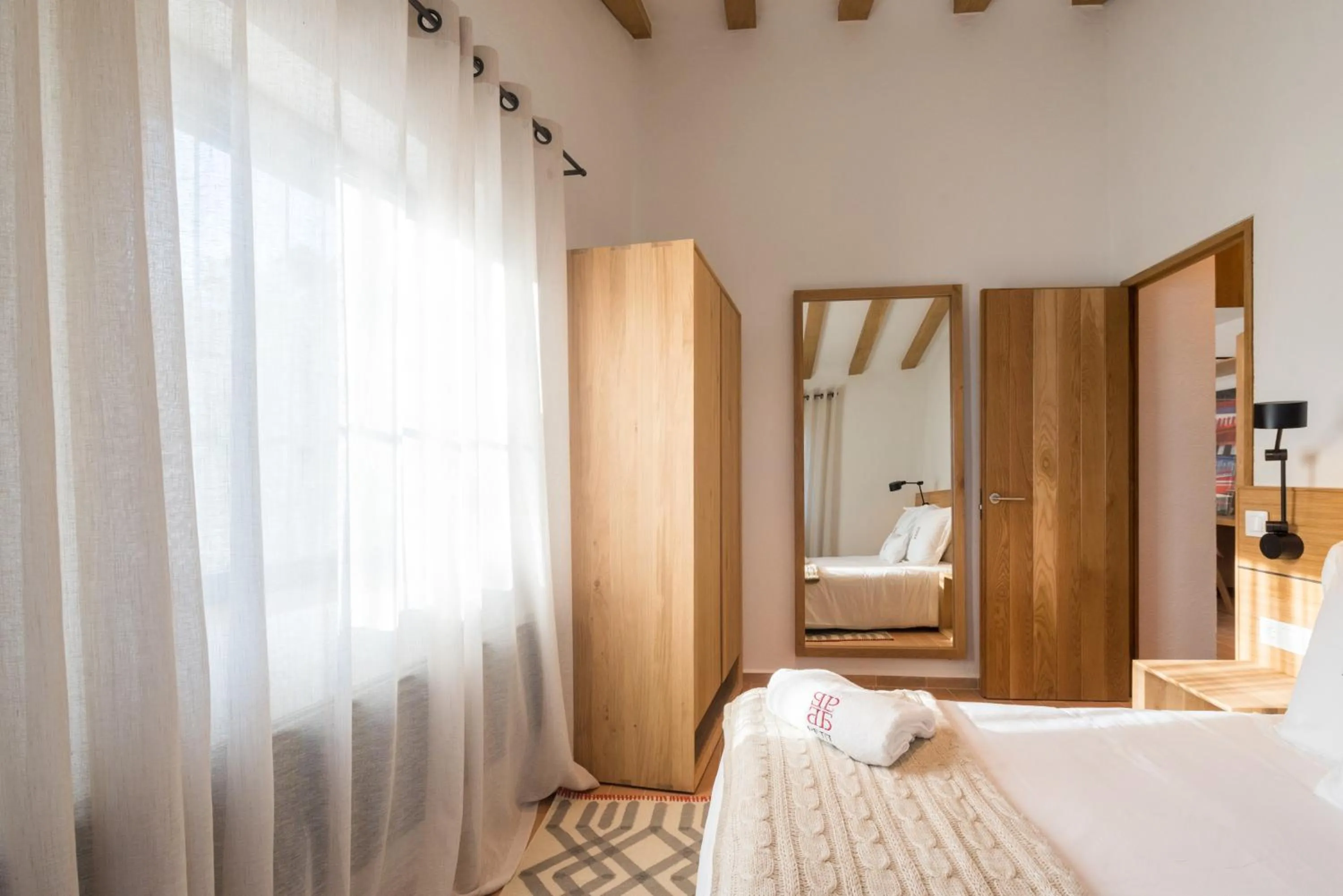 Bedroom, Bed in La Piconera (Petit Luxe)