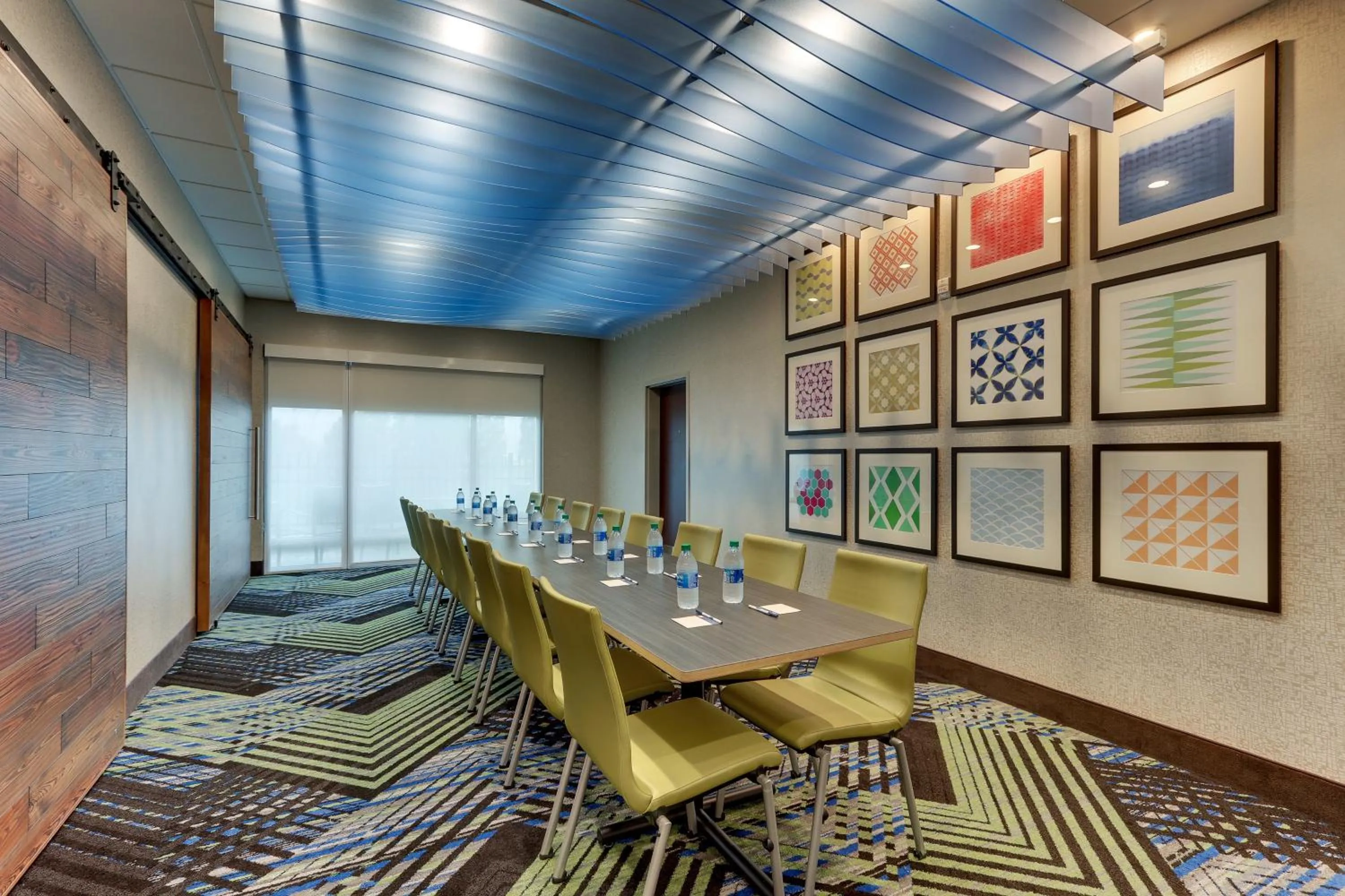 Meeting/conference room in Holiday Inn Express & Suites - Saugerties - Hudson Valley by IHG