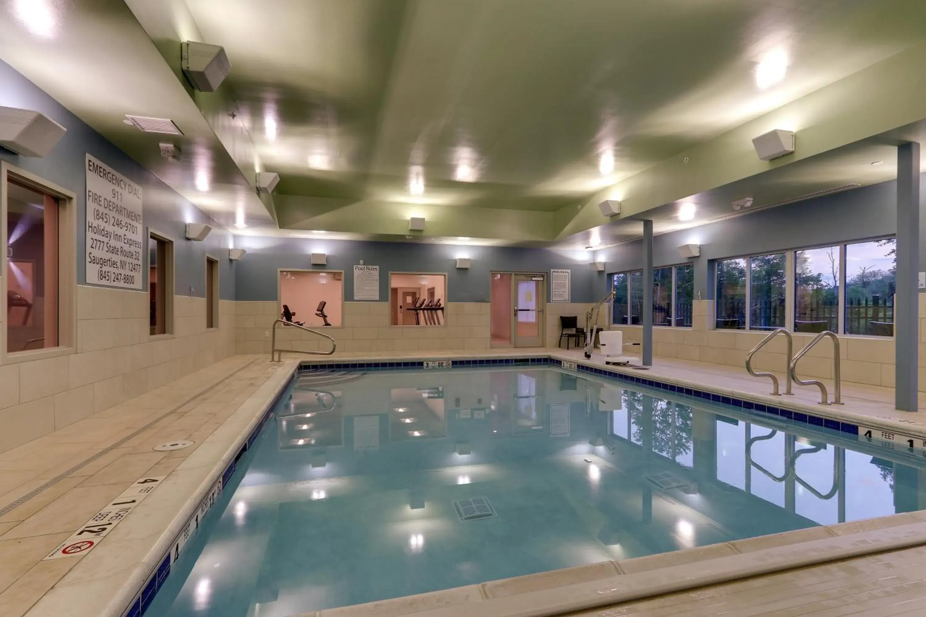 Swimming pool in Holiday Inn Express & Suites - Saugerties - Hudson Valley by IHG Swimming pool in Holiday Inn Express & Suites - Saugerties - Hudson Valley by IHG