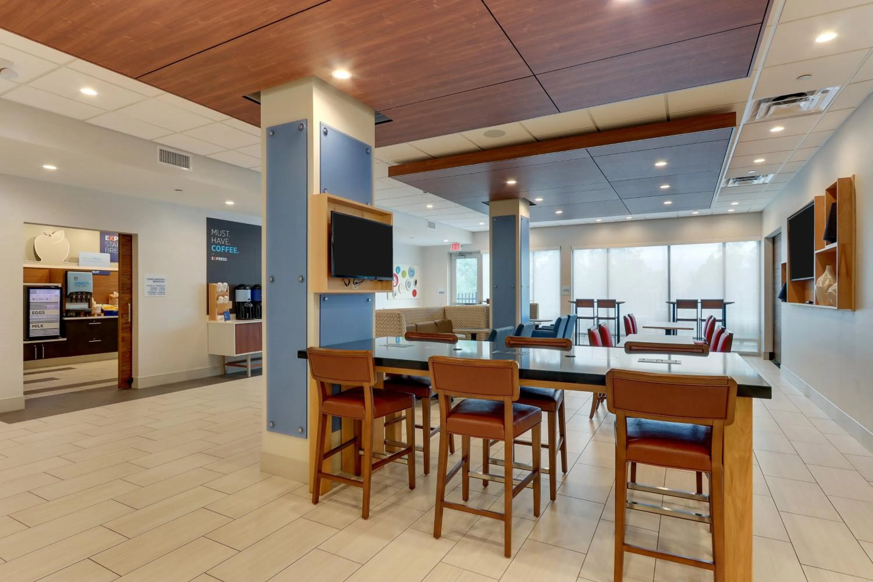 Breakfast in Holiday Inn Express & Suites - Saugerties - Hudson Valley by IHG