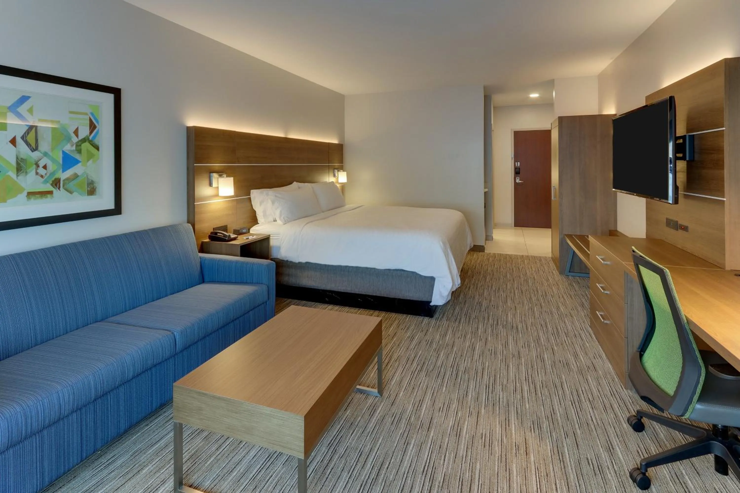 Photo of the whole room, Bed in Holiday Inn Express & Suites - Saugerties - Hudson Valley by IHG