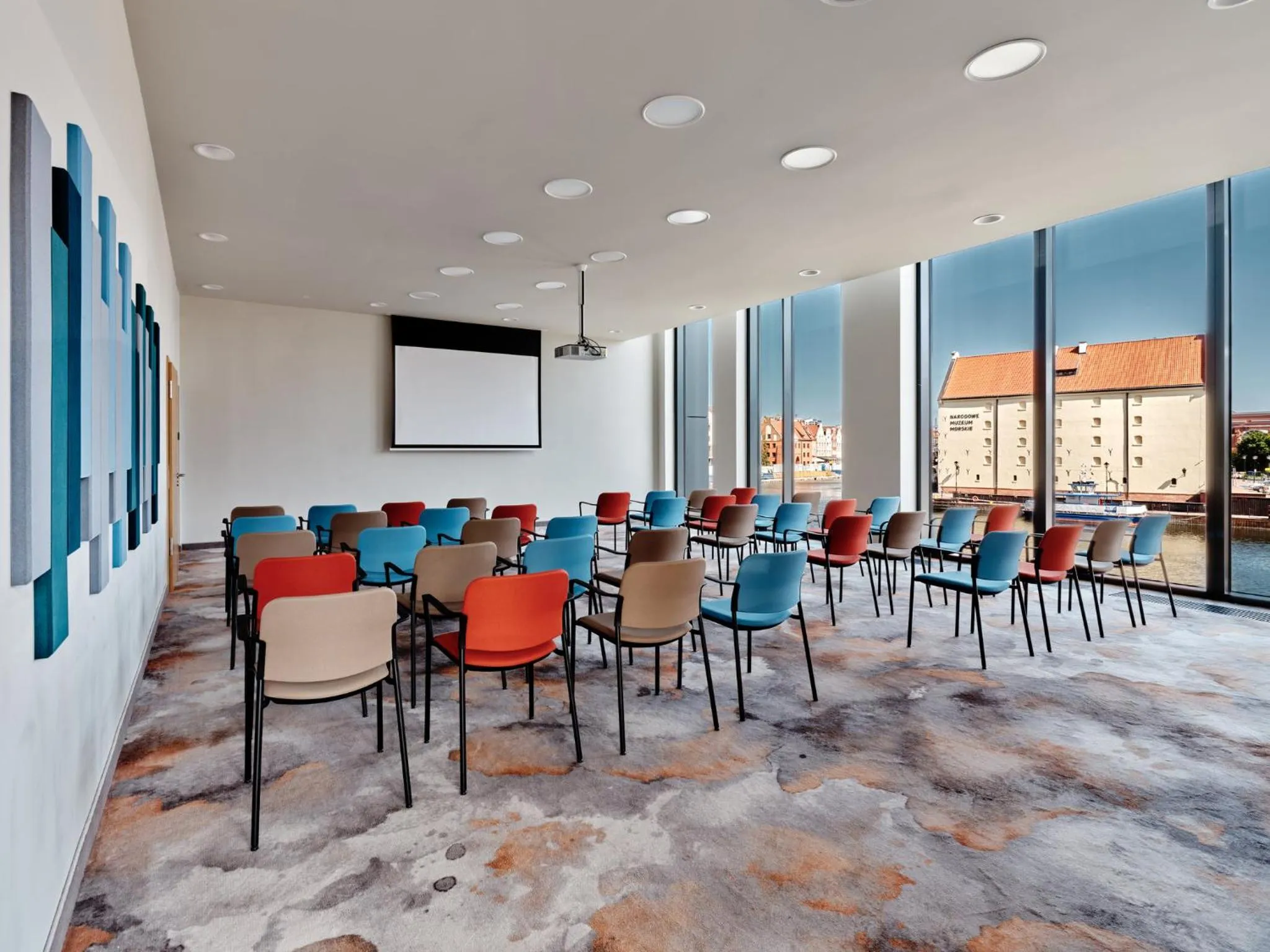 Meeting/conference room in Holiday Inn Gdansk - City Centre by IHG