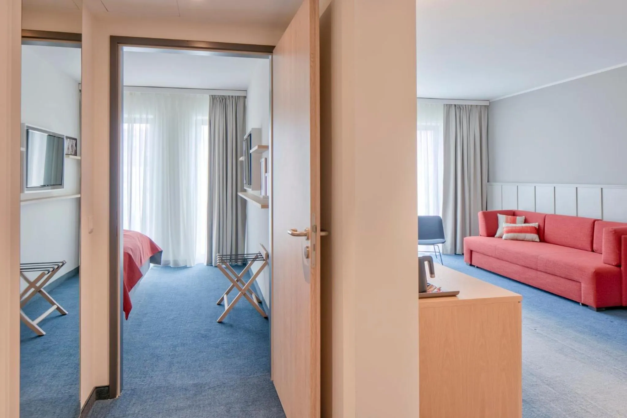 Photo of the whole room, Bed in Holiday Inn Gdansk - City Centre by IHG