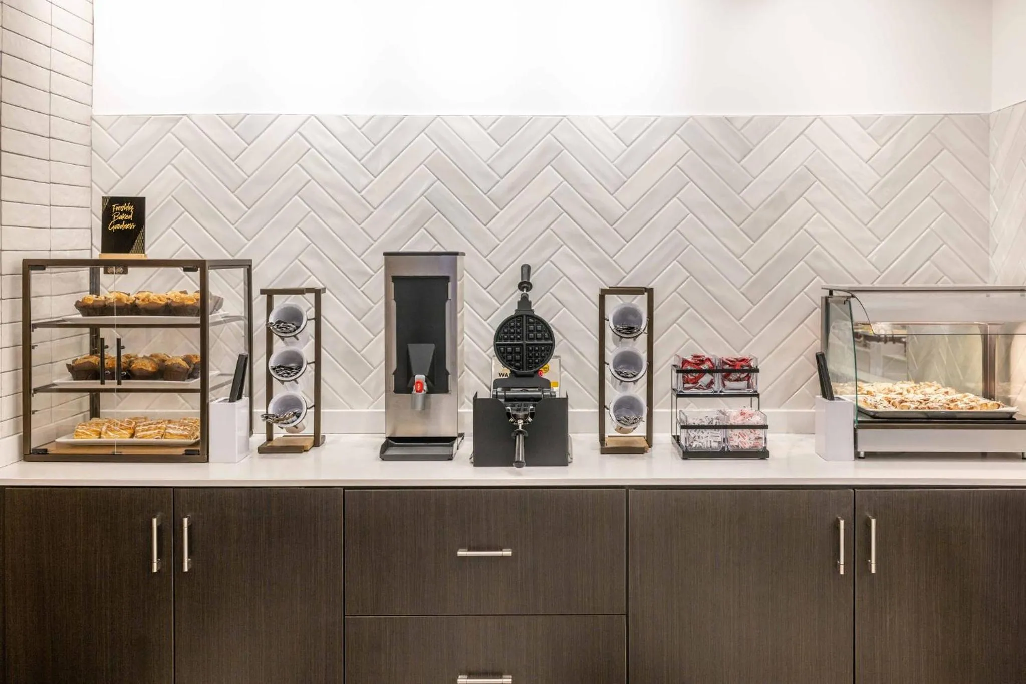 Breakfast in Holiday Inn Express & Suites - Halifax – Dartmouth