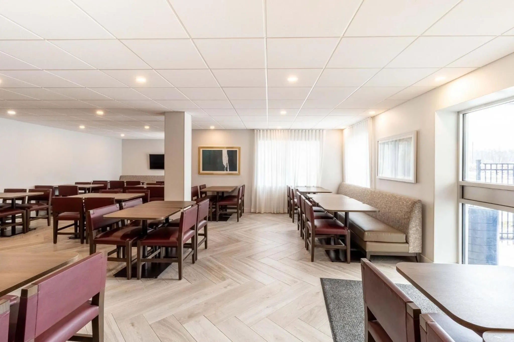 Breakfast in Holiday Inn Express & Suites - Halifax – Dartmouth