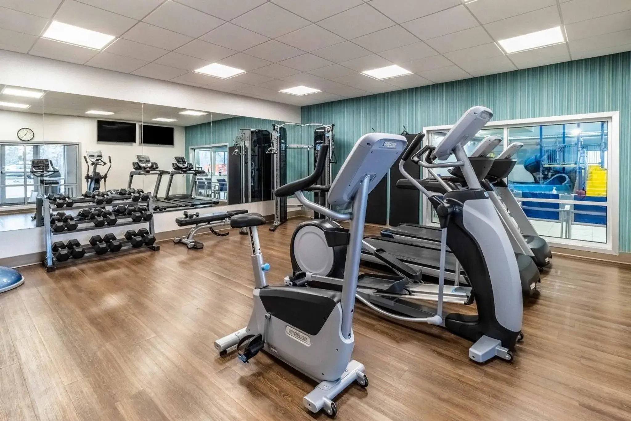 Spa and wellness centre/facilities in Holiday Inn Express & Suites - Halifax – Dartmouth Spa and wellness centre/facilities in Holiday Inn Express & Suites - Halifax – Dartmouth