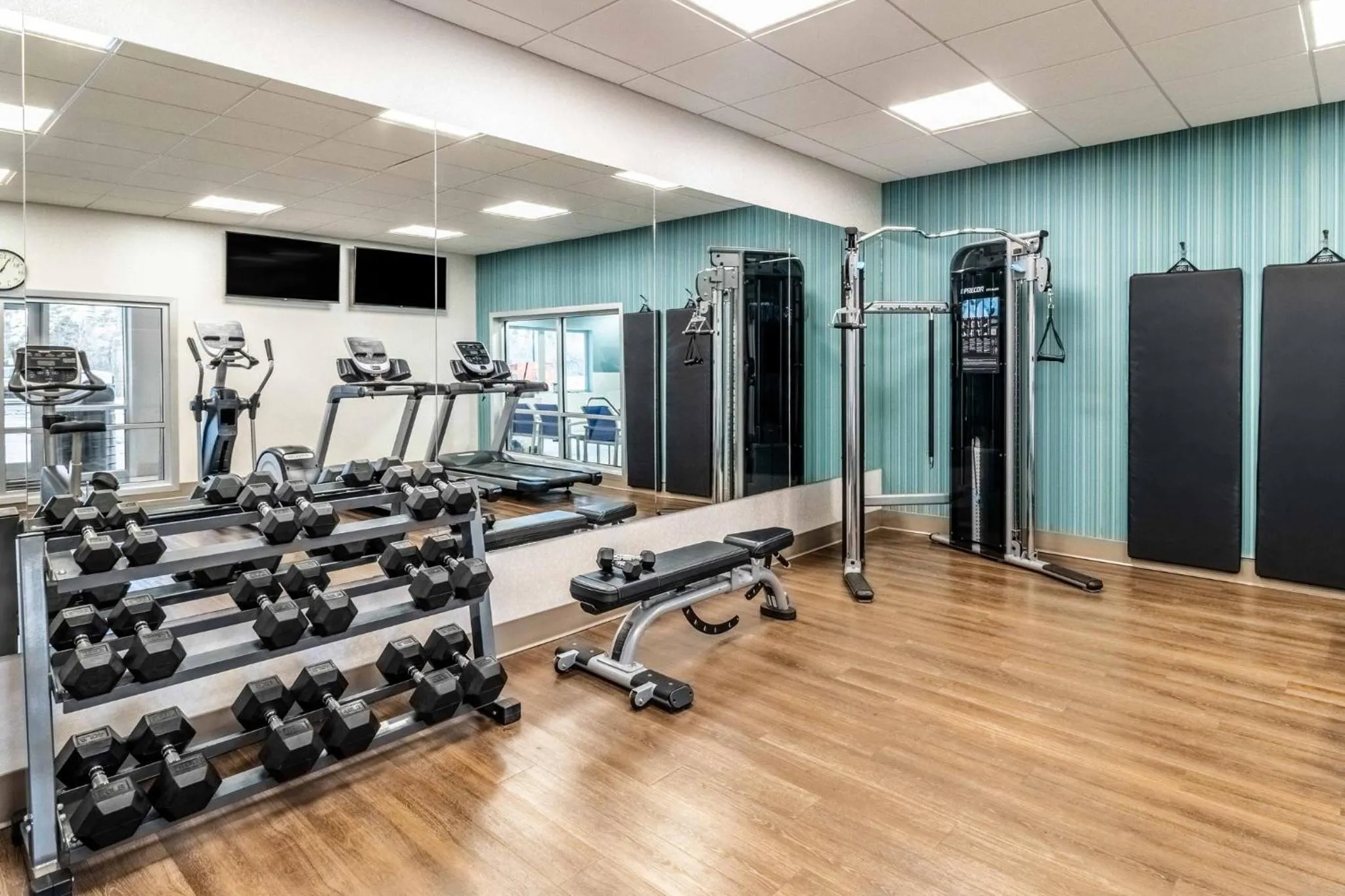 Spa and wellness centre/facilities in Holiday Inn Express & Suites - Halifax – Dartmouth