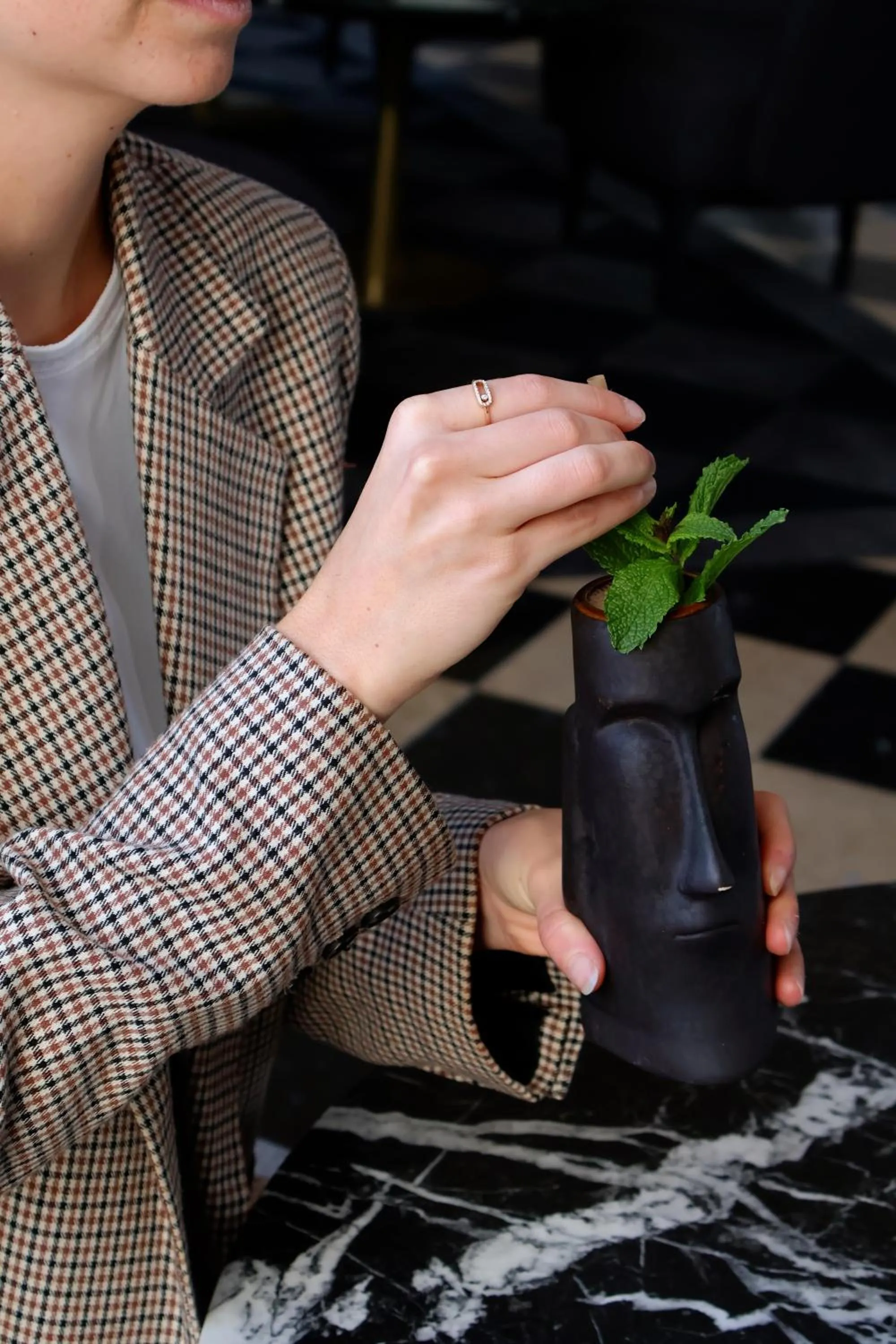 Lounge or bar in InterContinental Lyon - Hotel Dieu by IHG