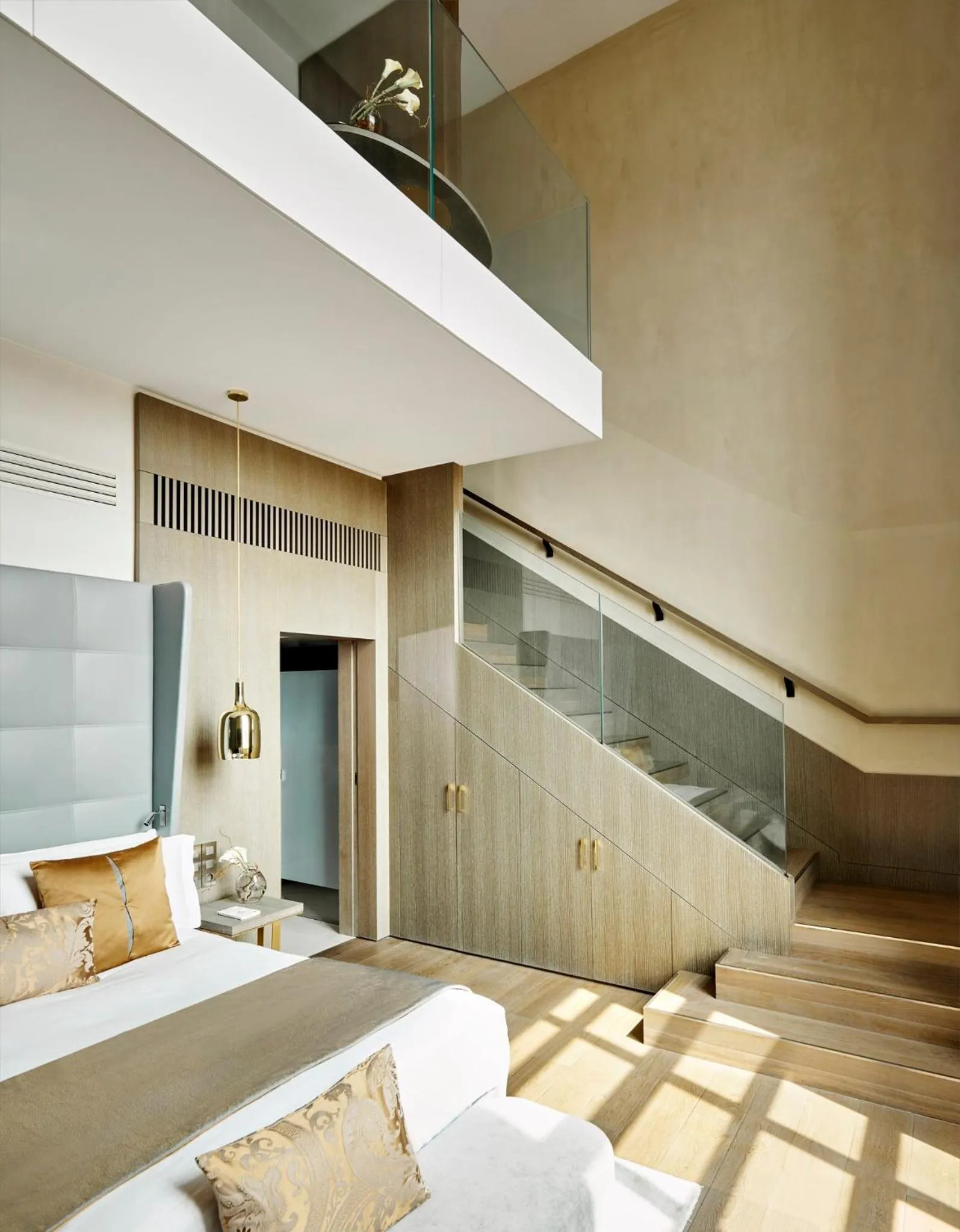 Photo of the whole room, Bed in InterContinental Lyon - Hotel Dieu by IHG