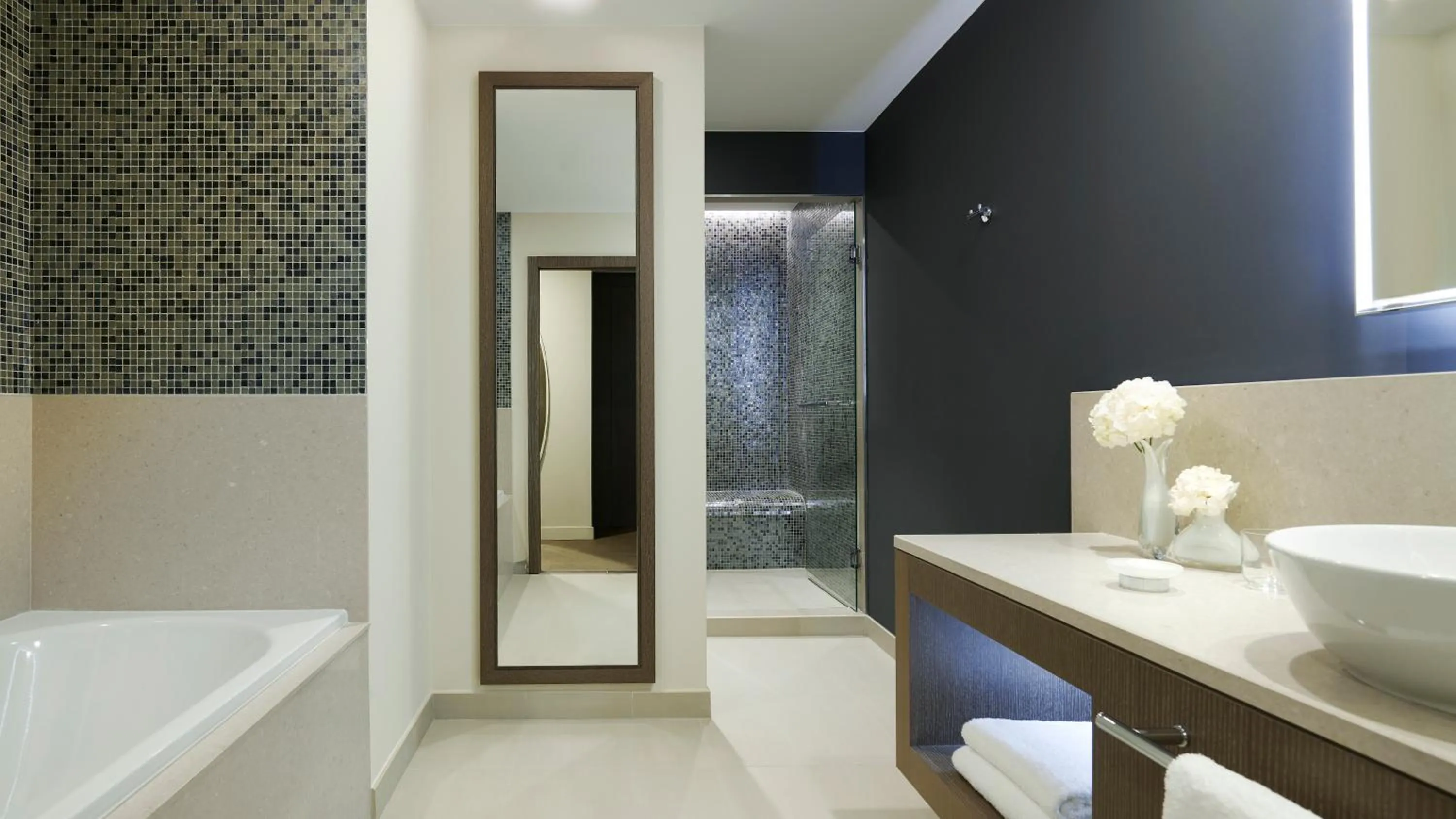 Bathroom in InterContinental Lyon - Hotel Dieu by IHG