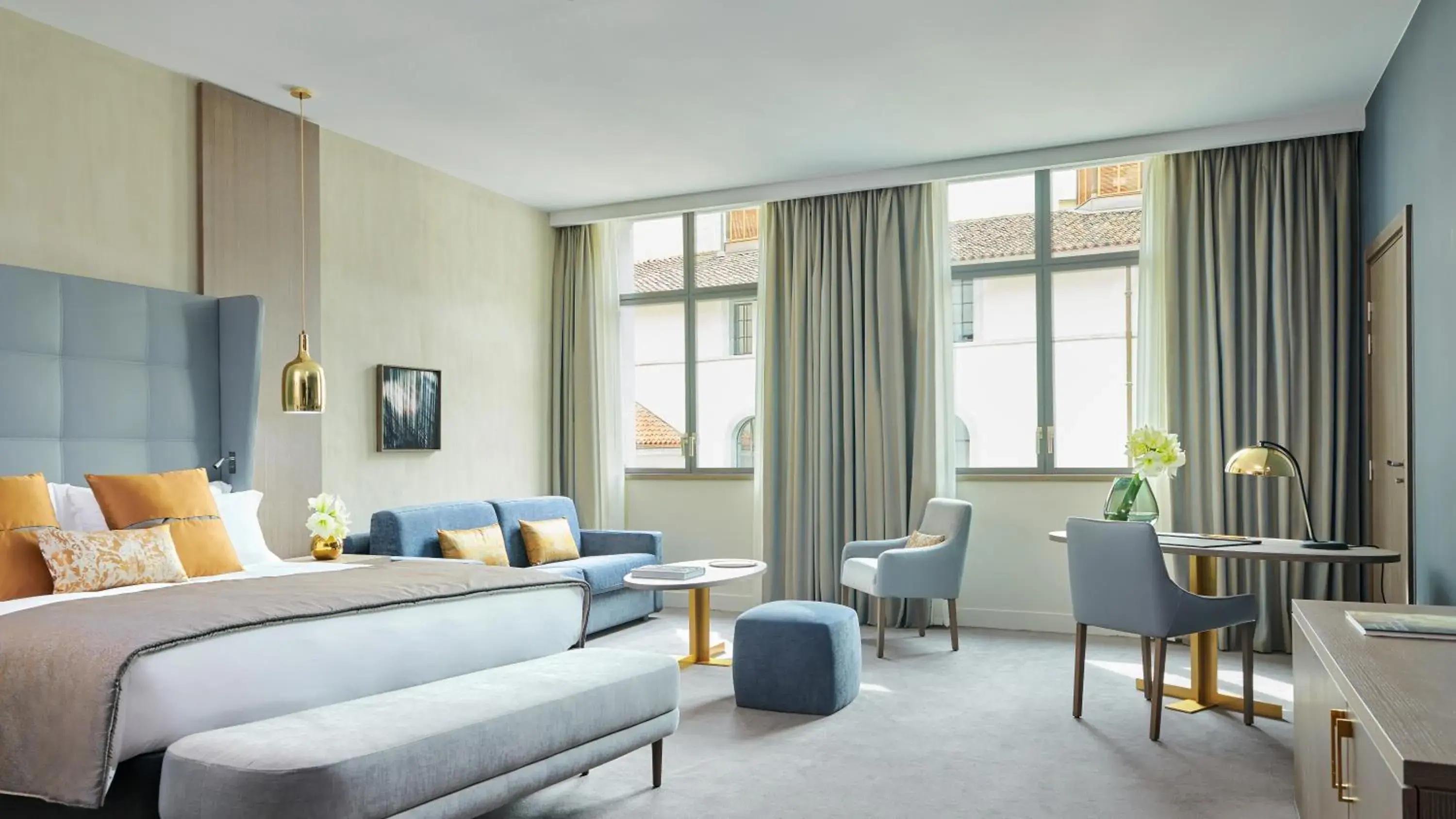 Classic King Room with Garden View - Disability Access in InterContinental Lyon - Hotel Dieu by IHG Classic King Room with Garden View - Disability Access in InterContinental Lyon - Hotel Dieu by IHG