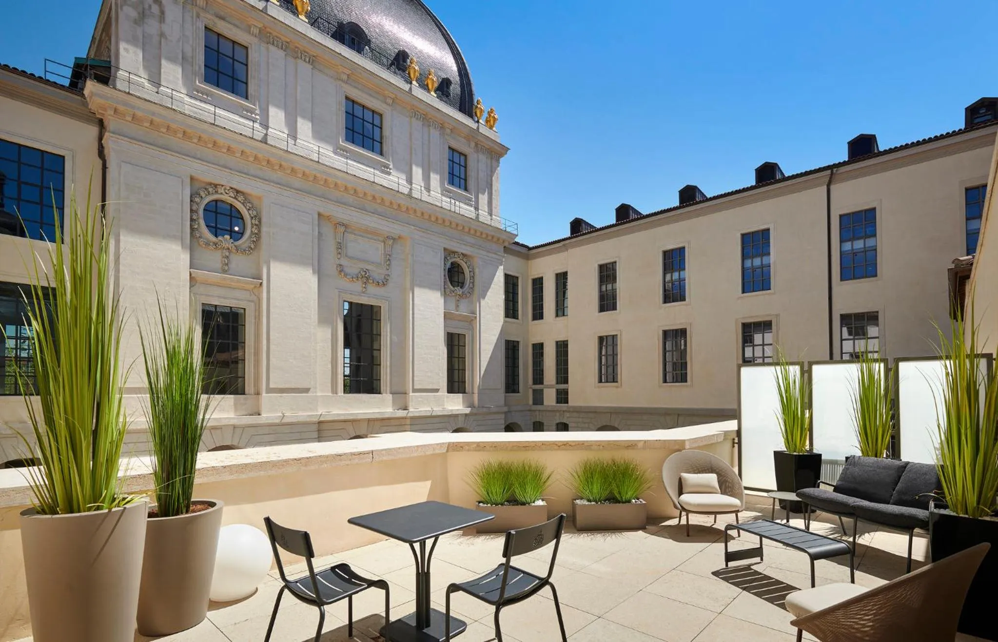 Photo of the whole room in InterContinental Lyon - Hotel Dieu by IHG