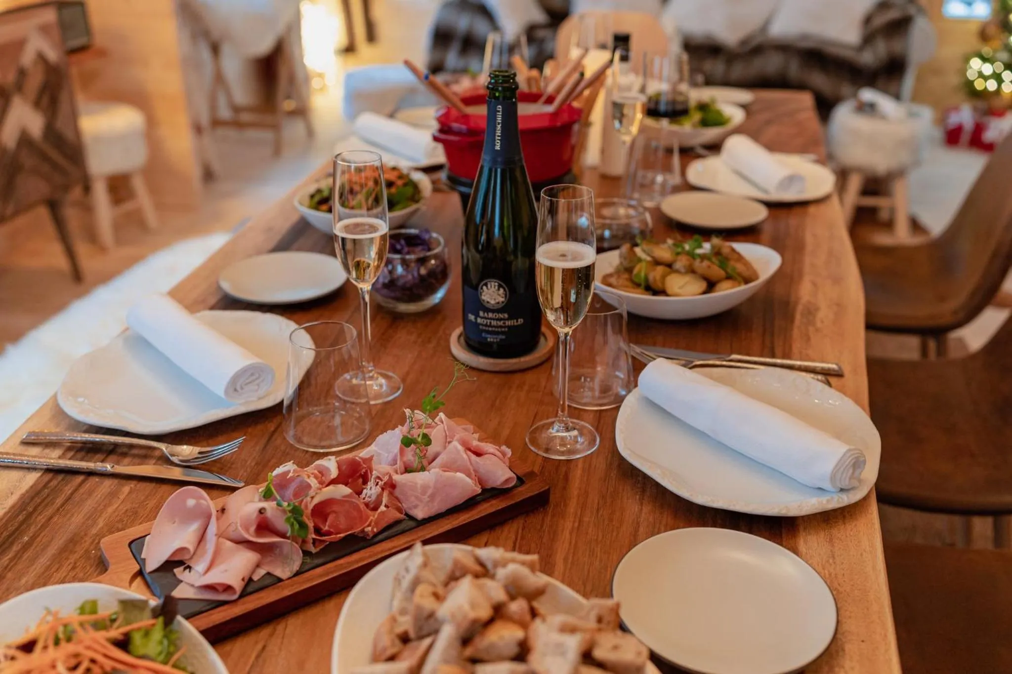 Restaurant/places to eat in InterContinental Lyon - Hotel Dieu by IHG