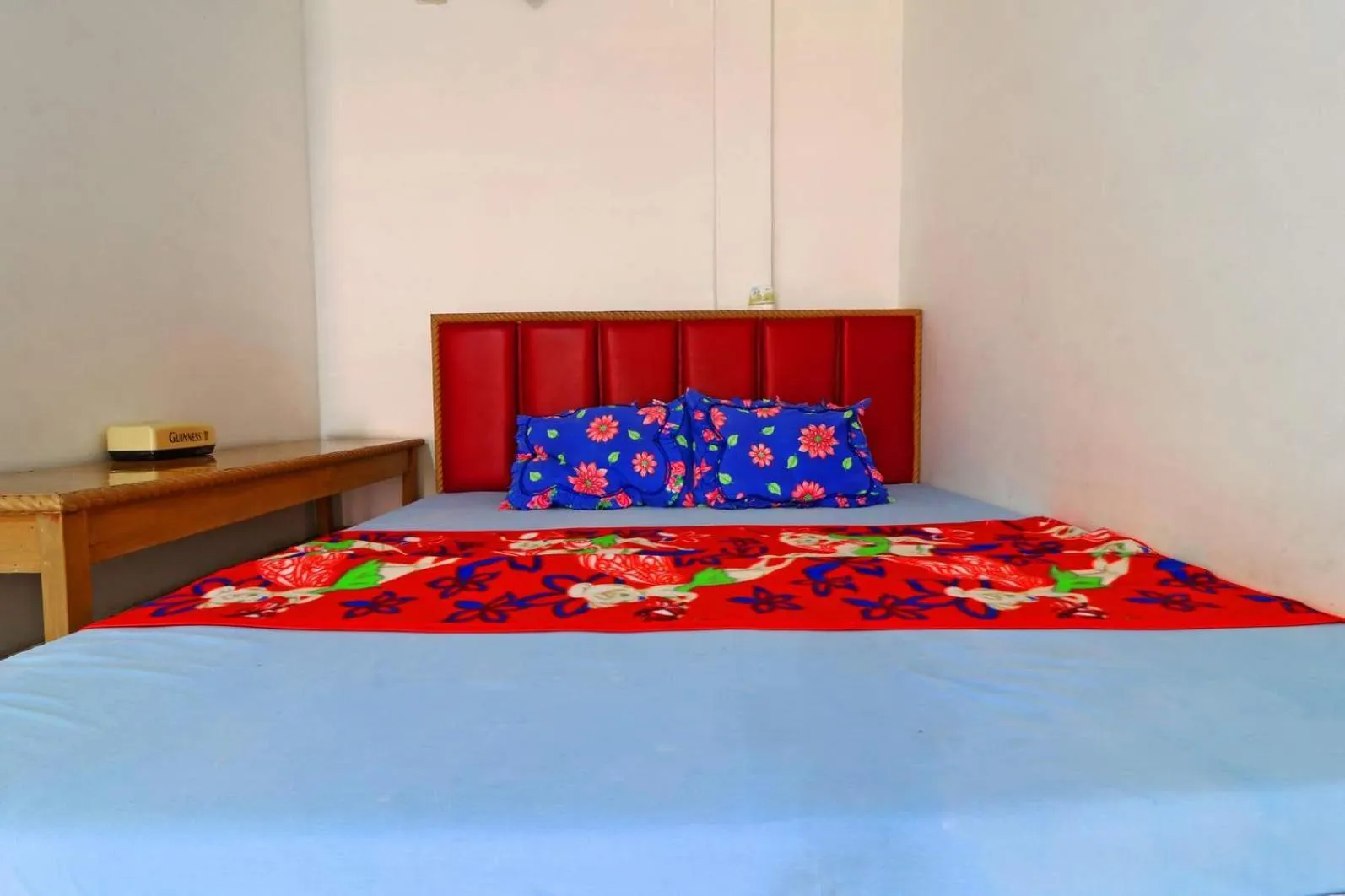 Bedroom, Bed in Hotel Rembulan