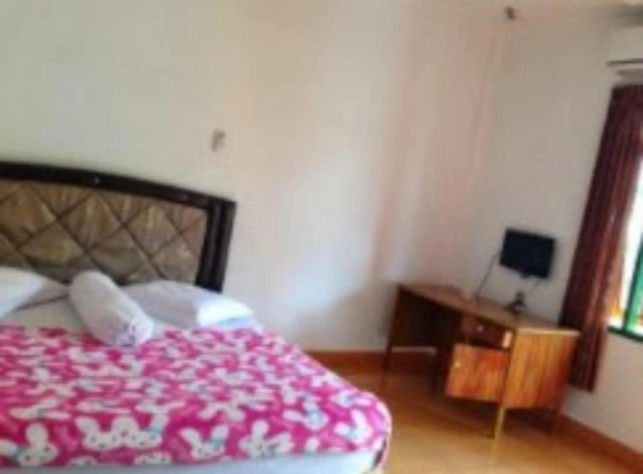 Bedroom, Bed in Hotel Rembulan