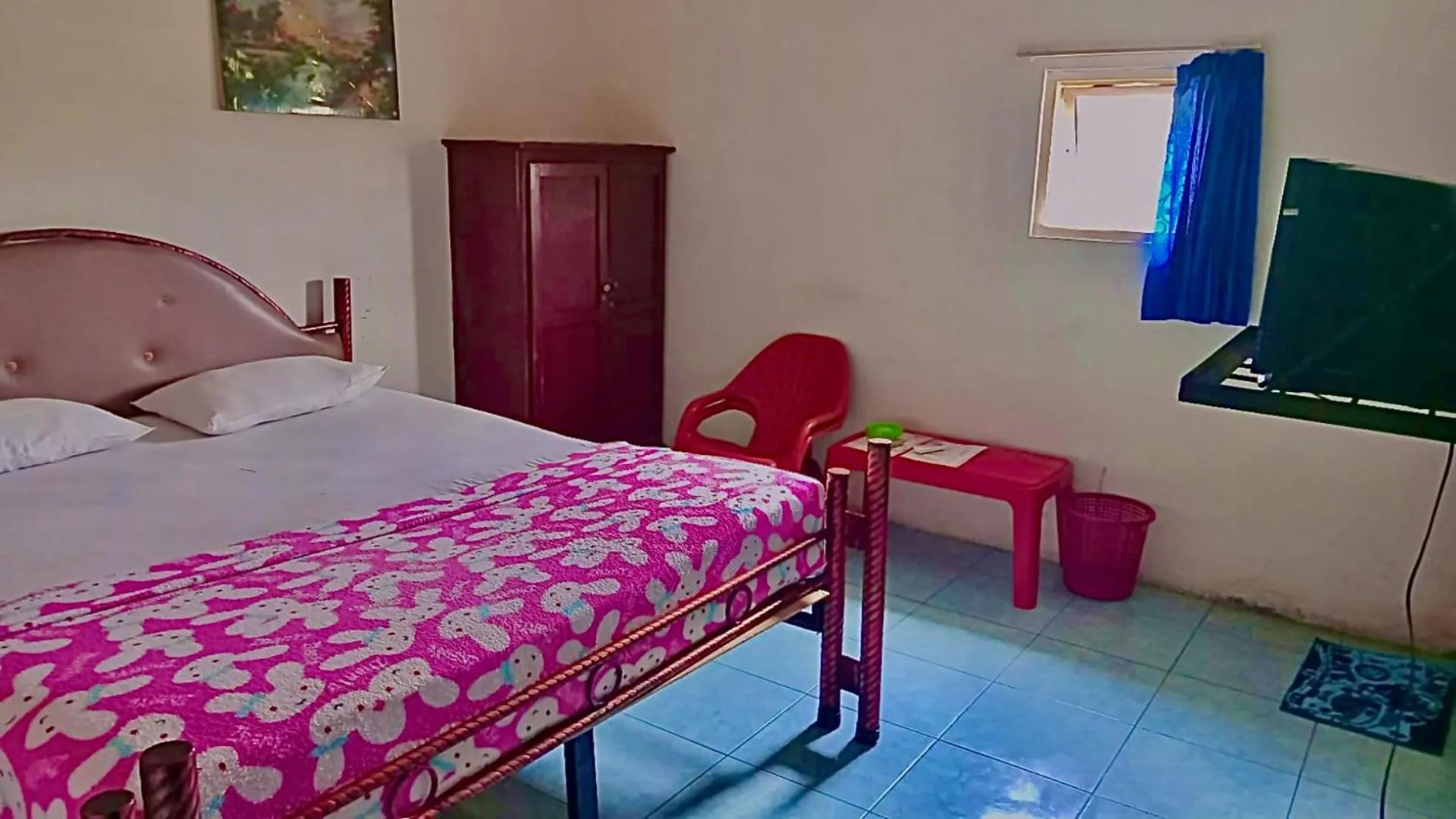 Bed in Hotel Rembulan