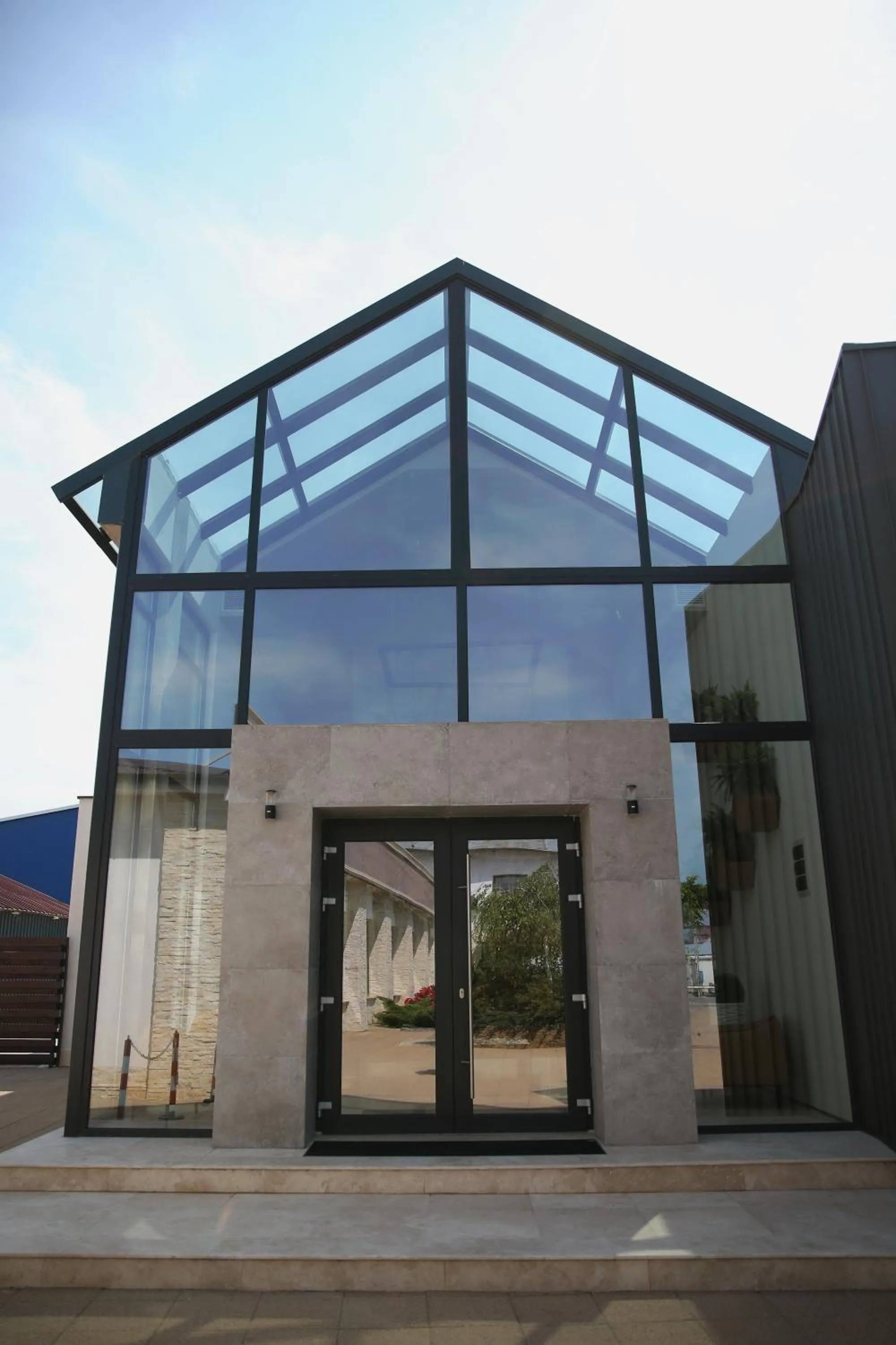 Facade/entrance in Valentino Rooms