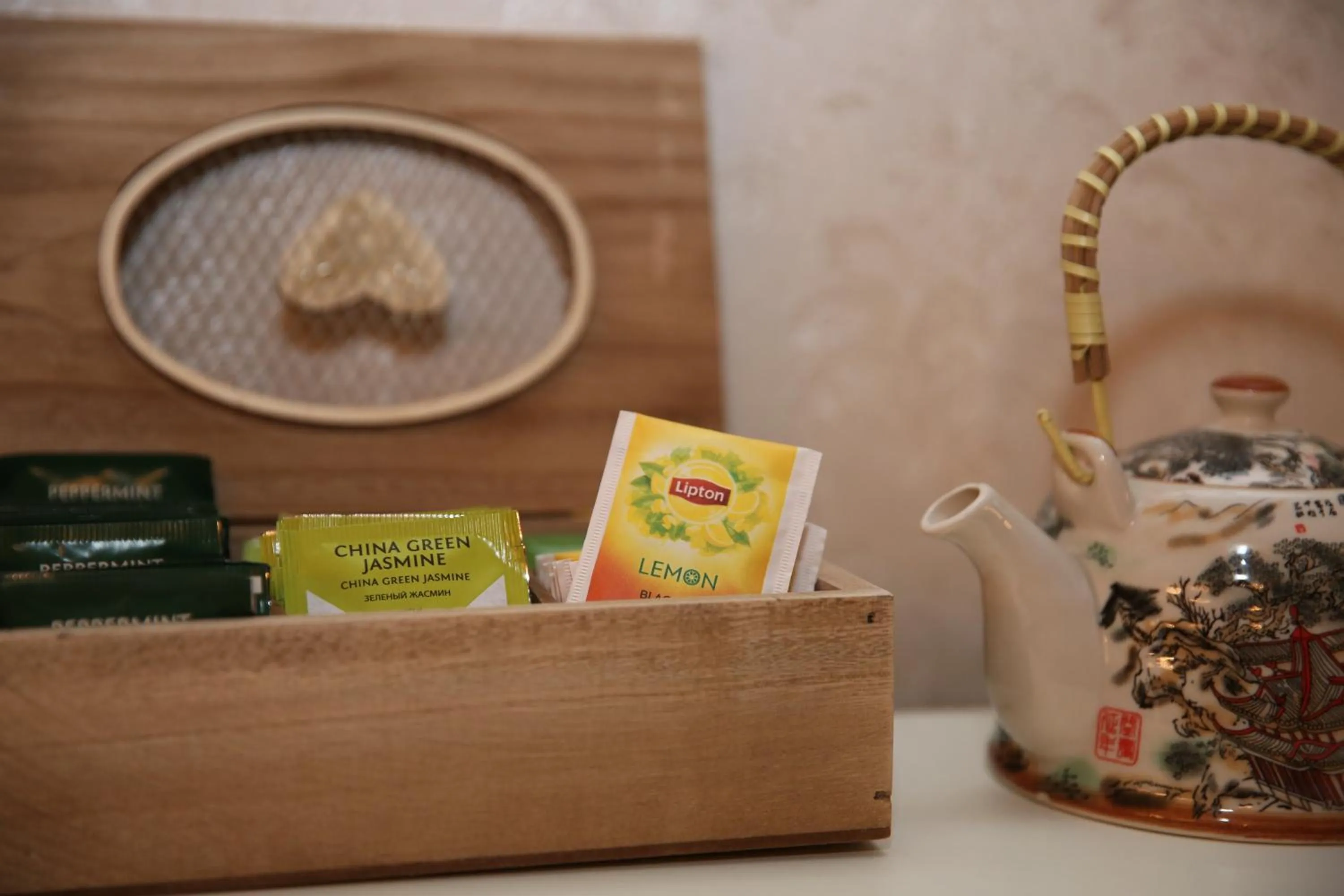 Coffee/tea facilities in Valentino Rooms