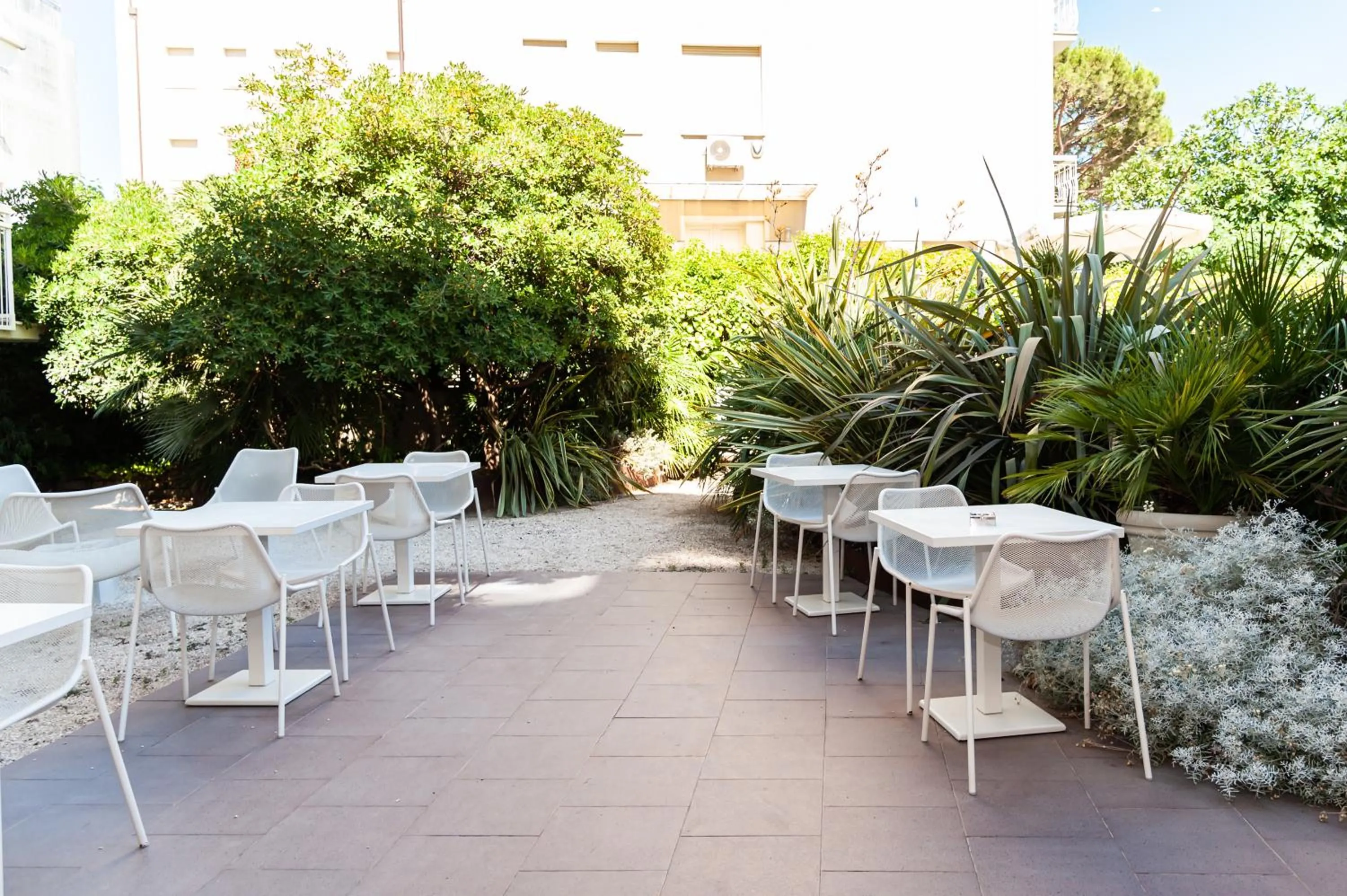 Patio in HOTEL TRIONFAL - Fronte Mare - Vicinissimi al Centro