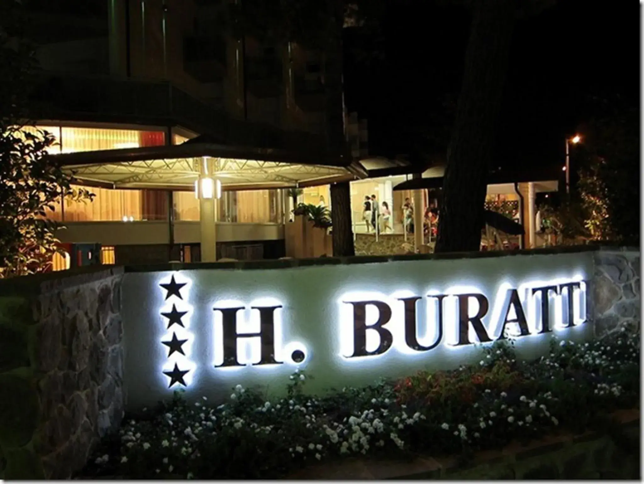 Facade/entrance in Hotel Buratti