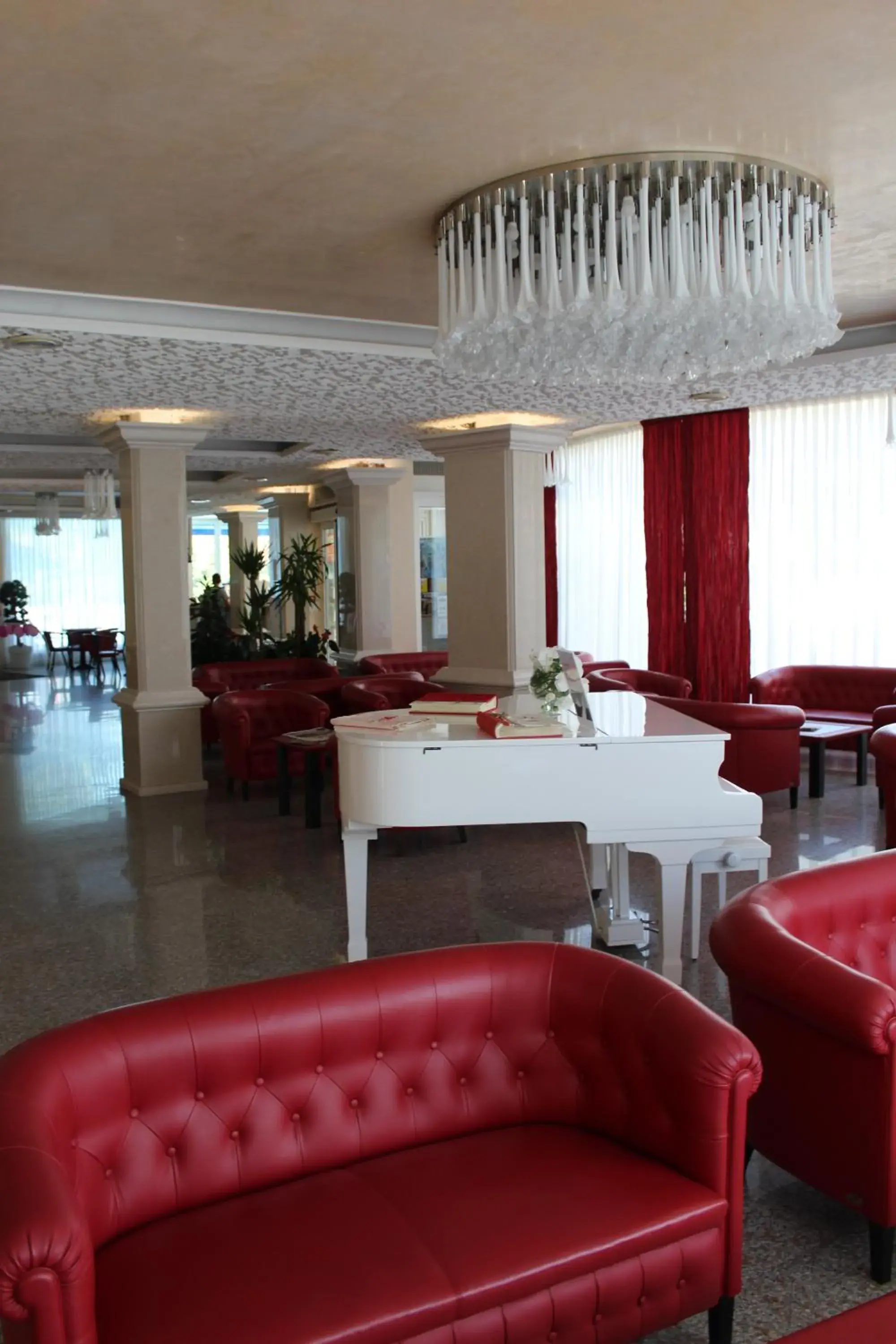 Communal lounge/ TV room, Lounge/Bar in Hotel Buratti