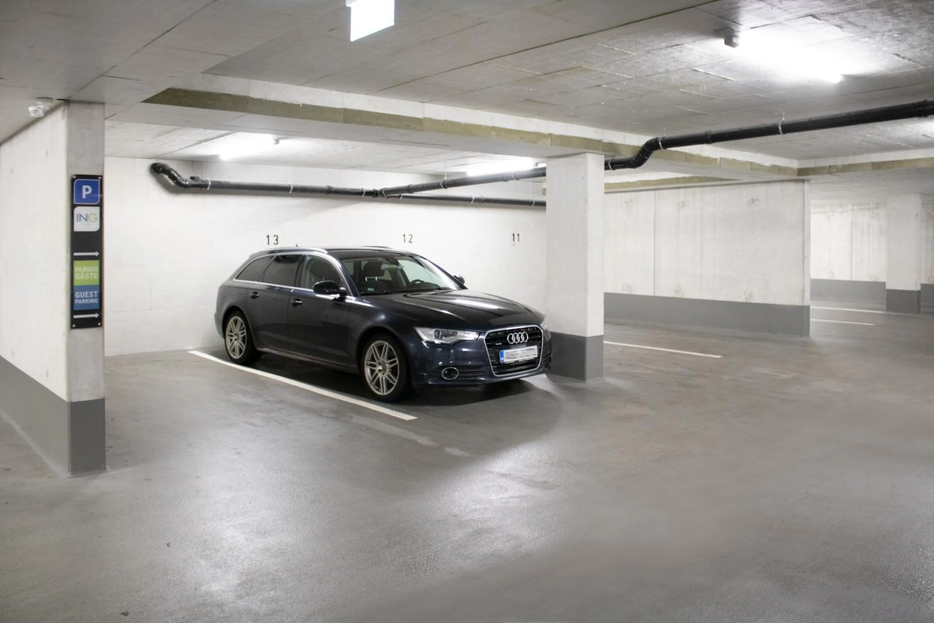 Parking in ING Hotel by WMM Hotels