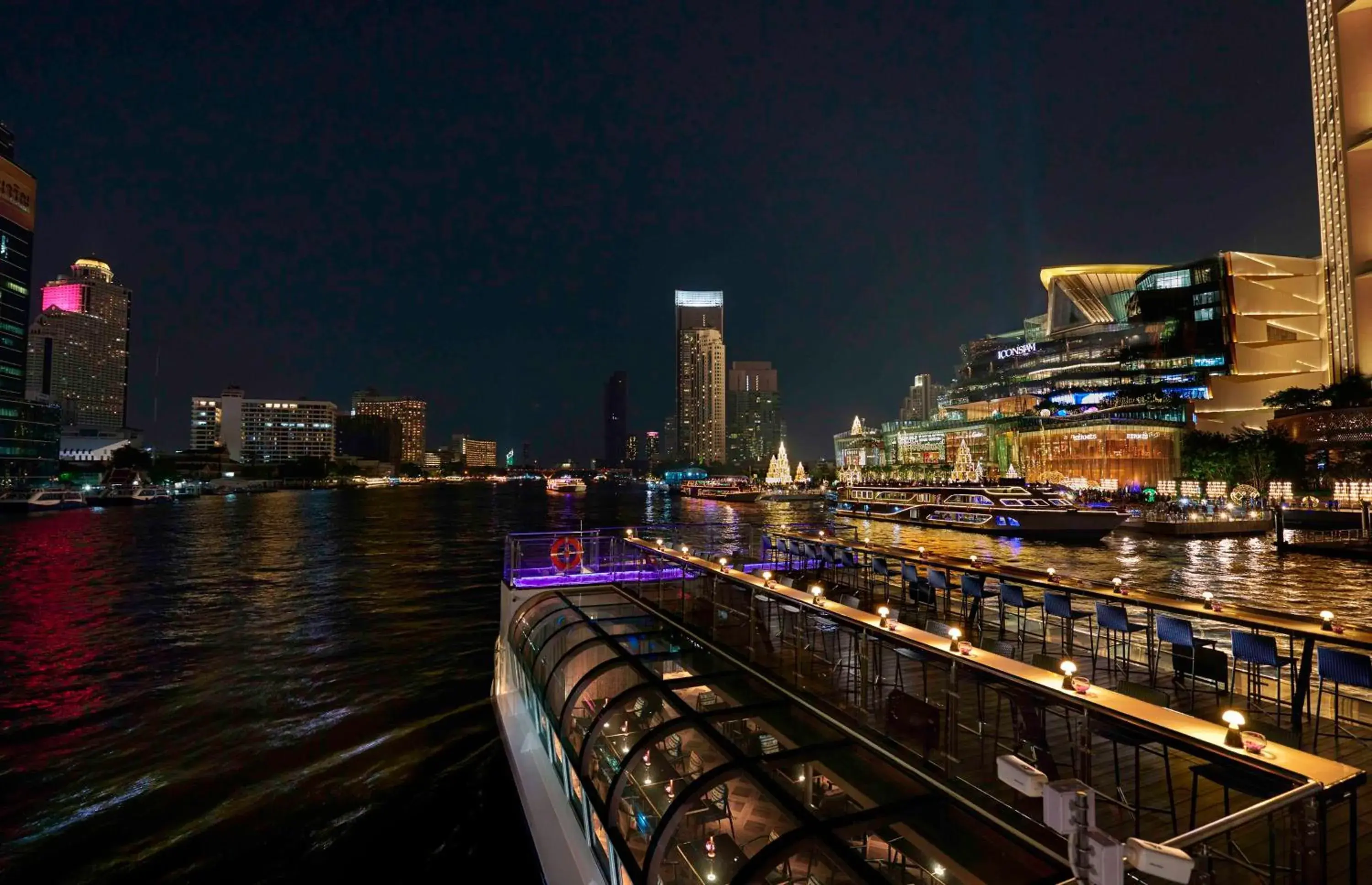 Restaurant/places to eat in Banyan Tree Bangkok Restaurant/places to eat in Banyan Tree Bangkok