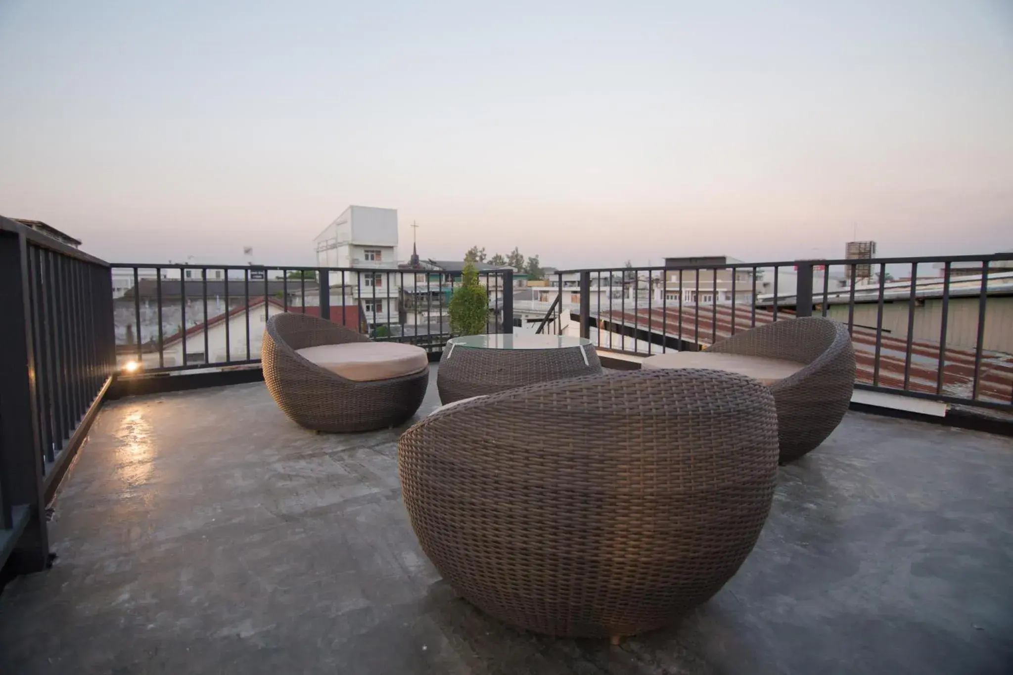 Property building in Suree House Property building in Suree House