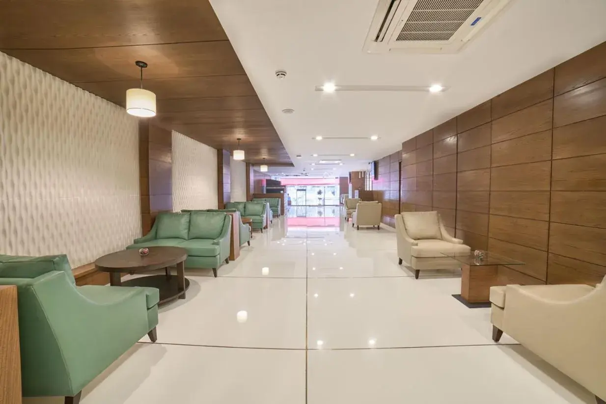 Avari Xpress Gulberg Avari Xpress Gulberg