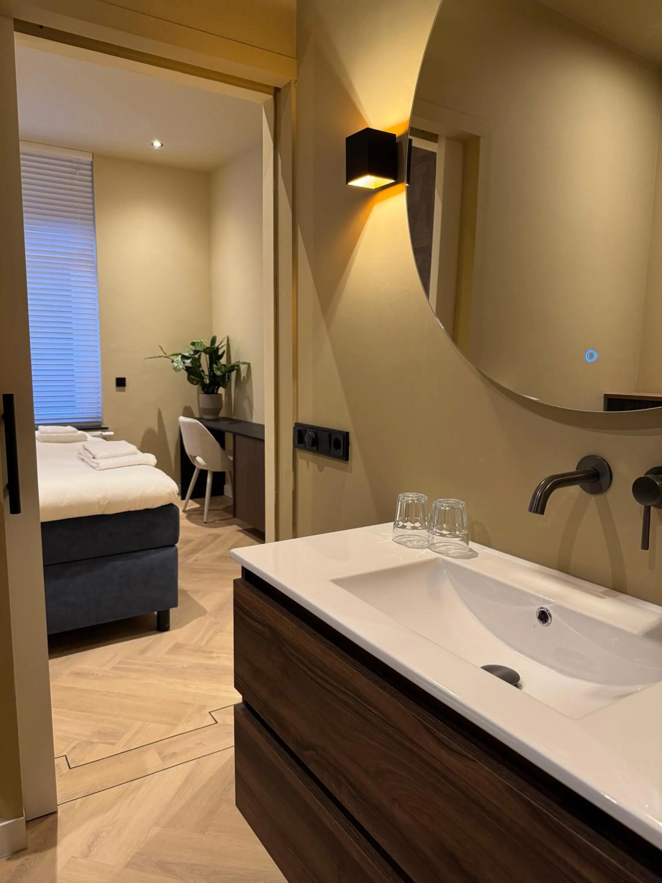 Bed in De Pastorie Bed & Breakfast