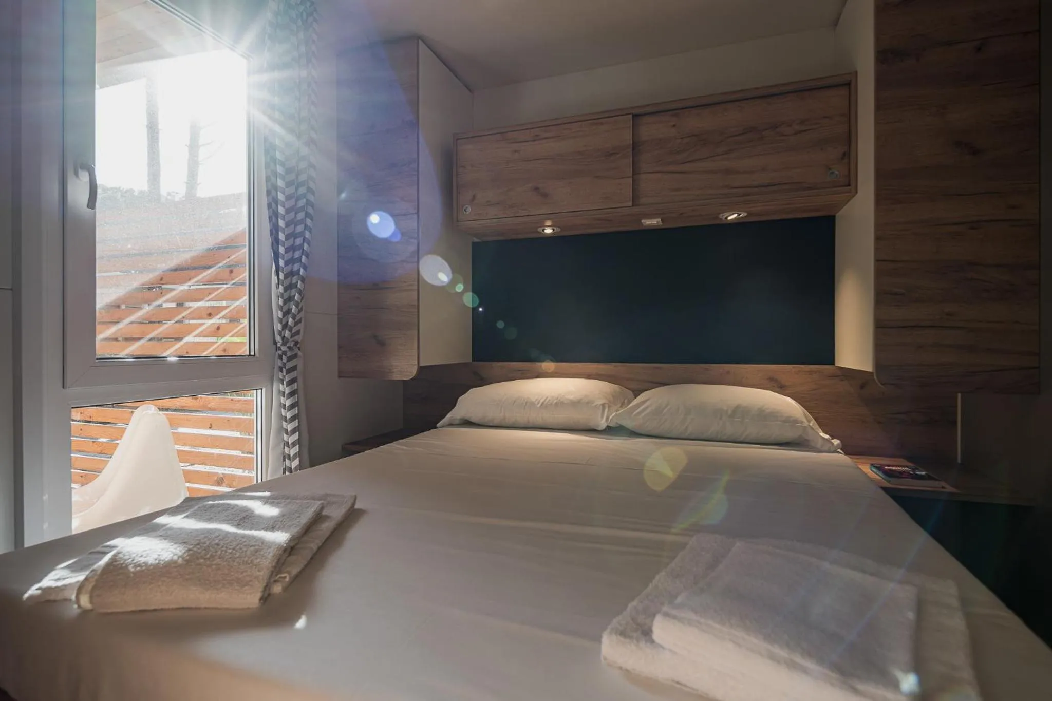 Bedroom, Bed in Salice Resort