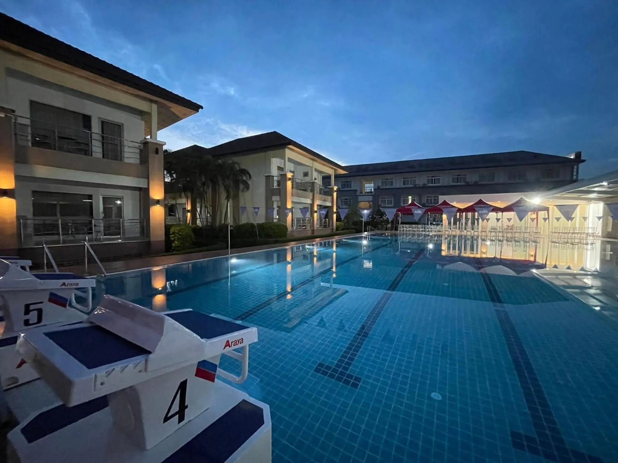 Pool view in ARAYA HOTEL