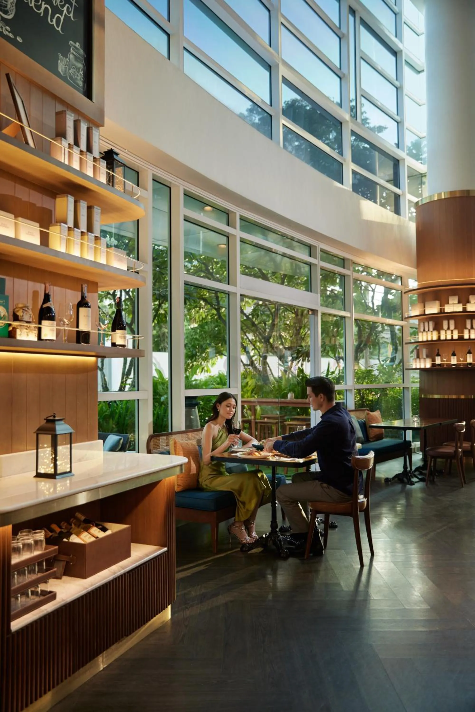 Restaurant/places to eat in Dusit Suites Hotel Ratchadamri, Bangkok