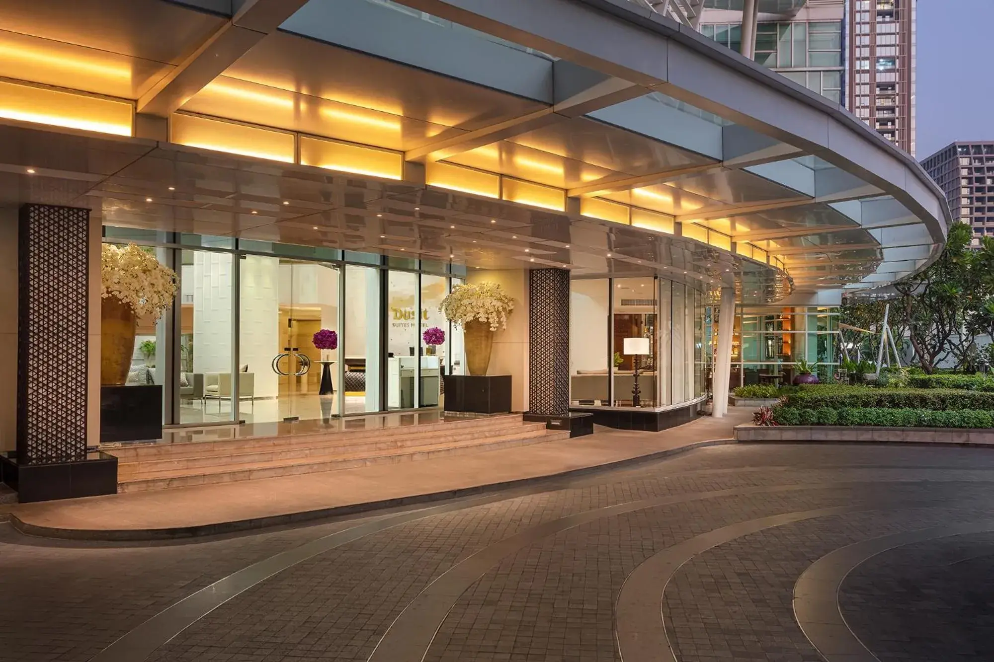 Facade/entrance in Dusit Suites Hotel Ratchadamri, Bangkok Facade/entrance in Dusit Suites Hotel Ratchadamri, Bangkok