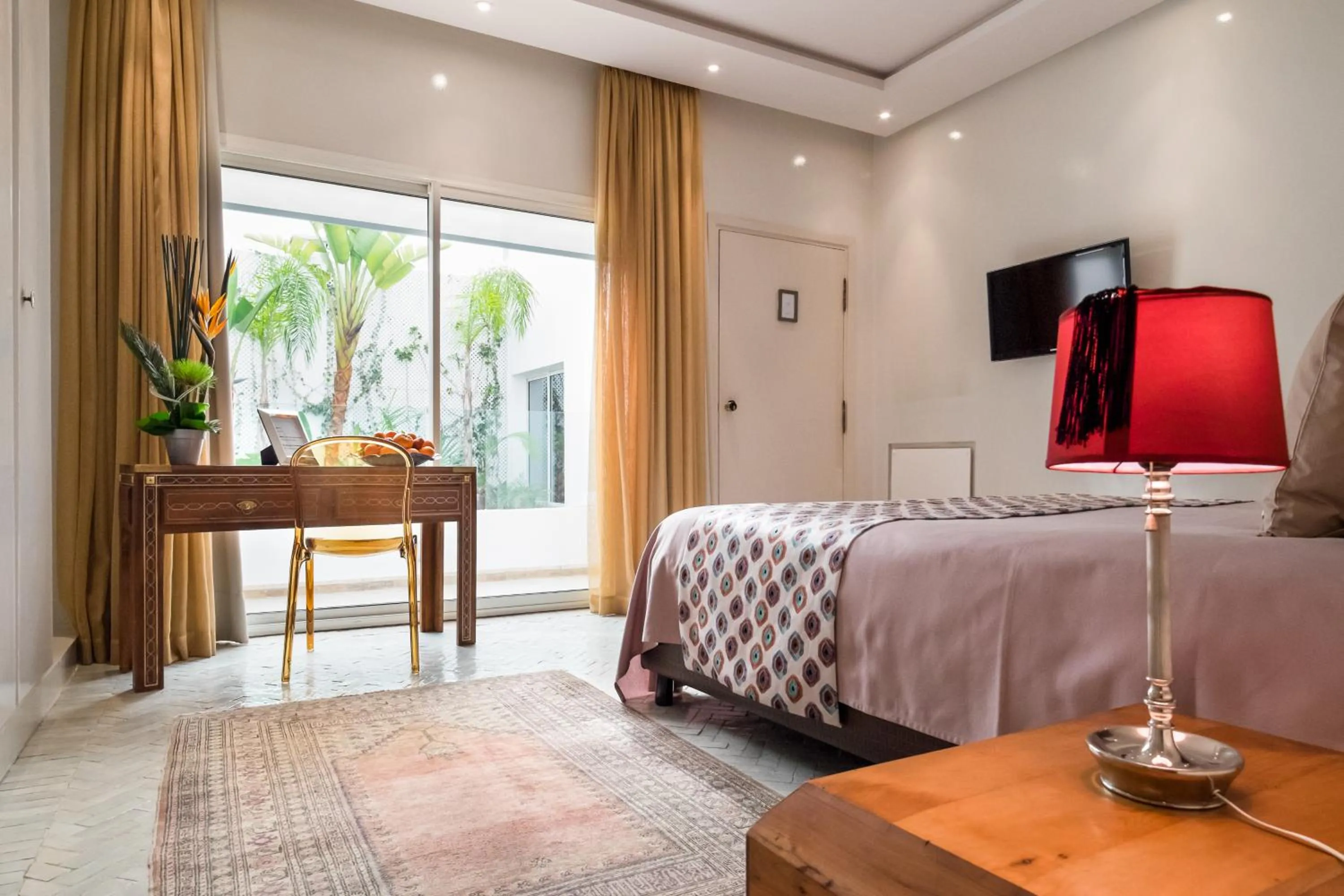 Photo of the whole room, Bed in Riad Zyo