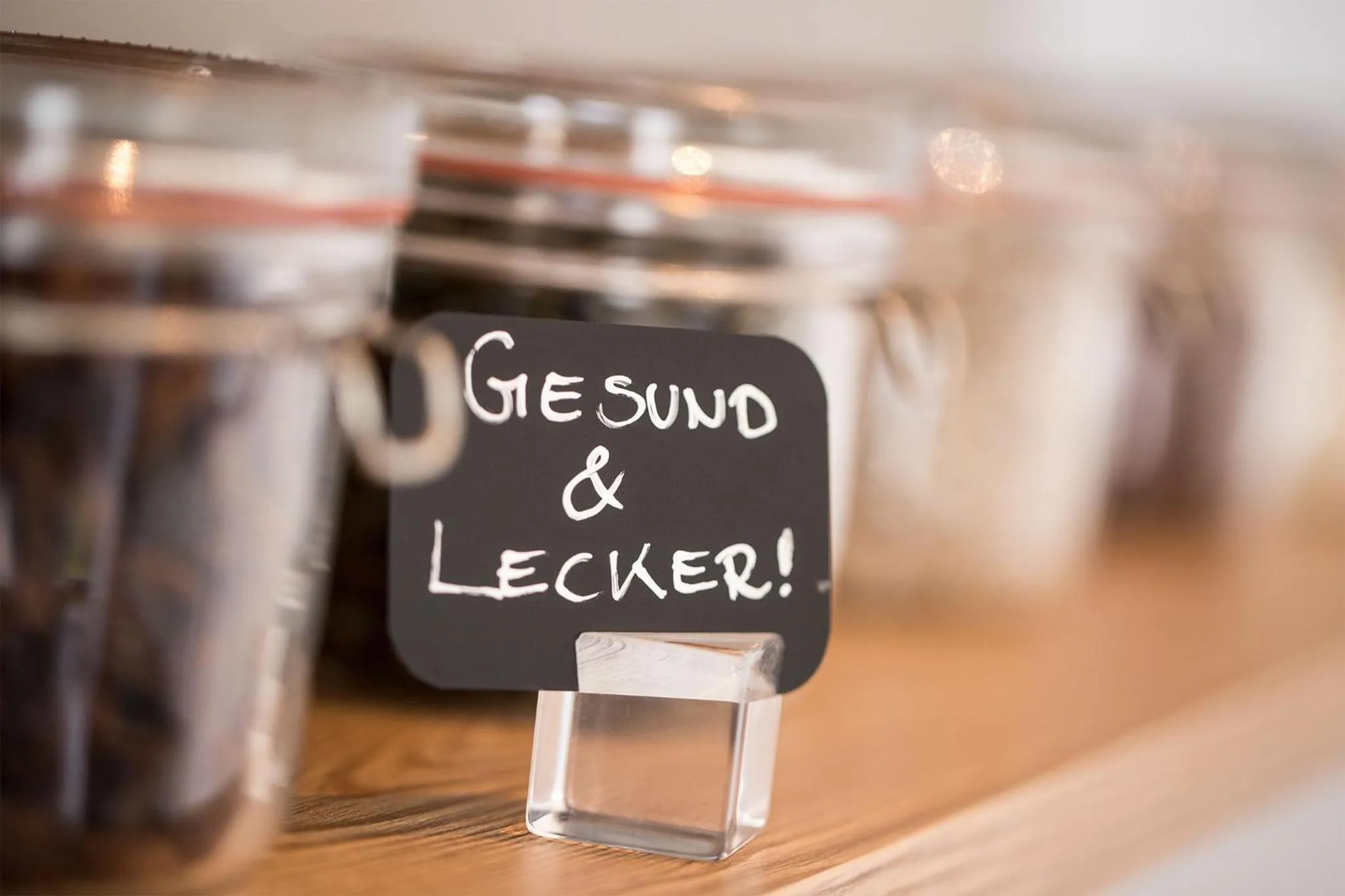 Breakfast in TT Aparthotel Neuhofen