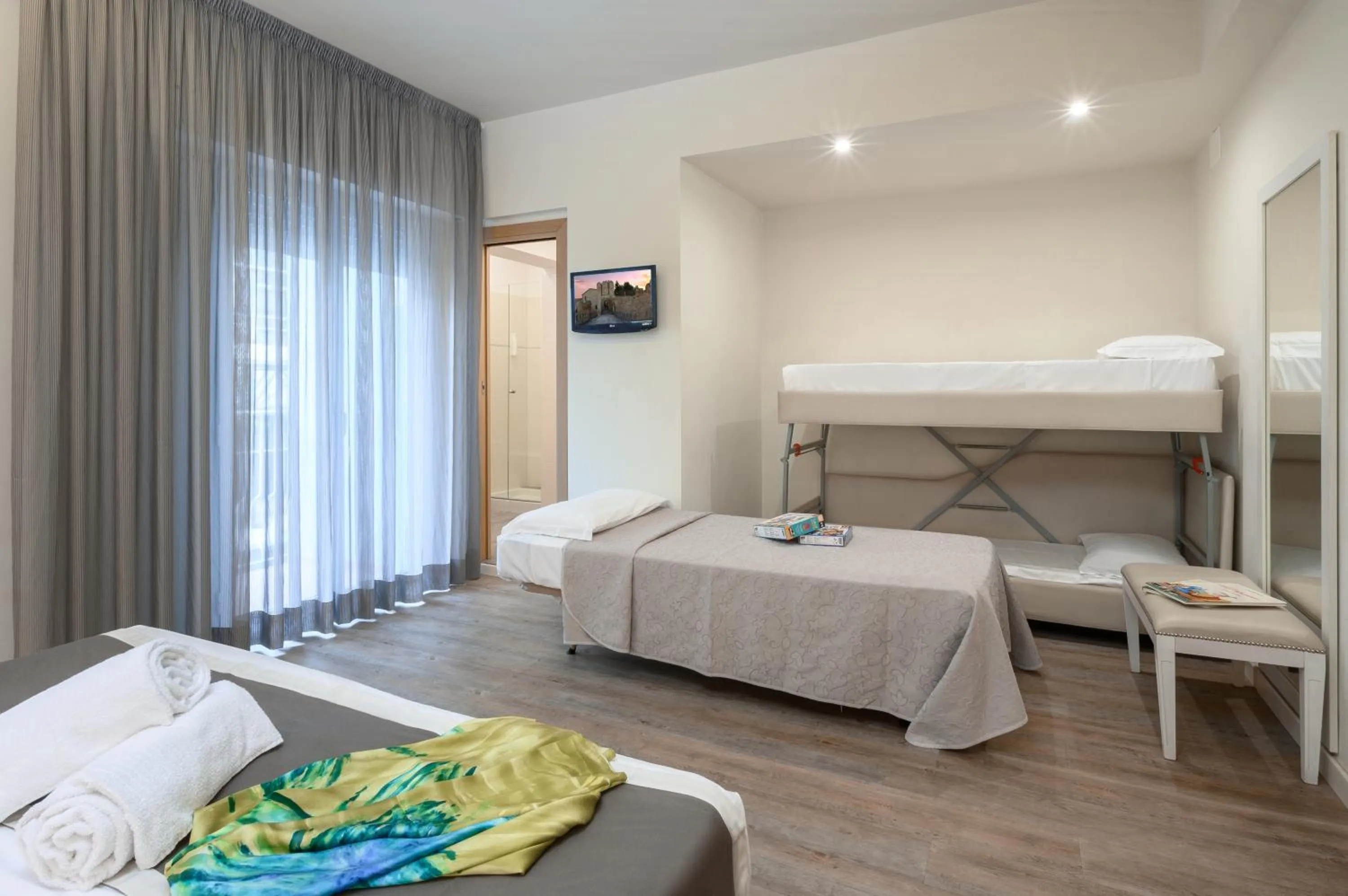 Photo of the whole room, Bed in Atlas Hotel