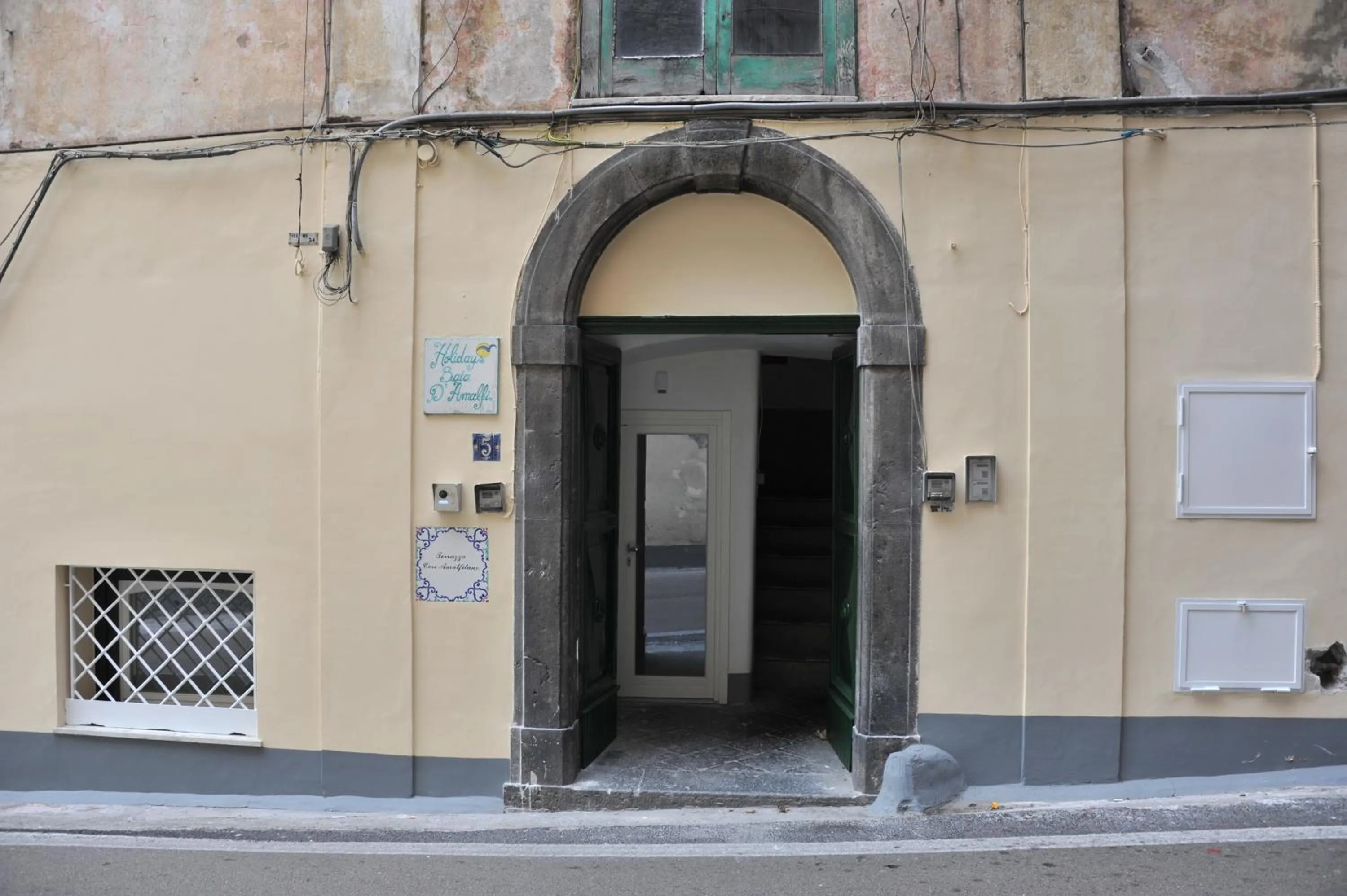 Facade/entrance in Core Amalfitano City Suites