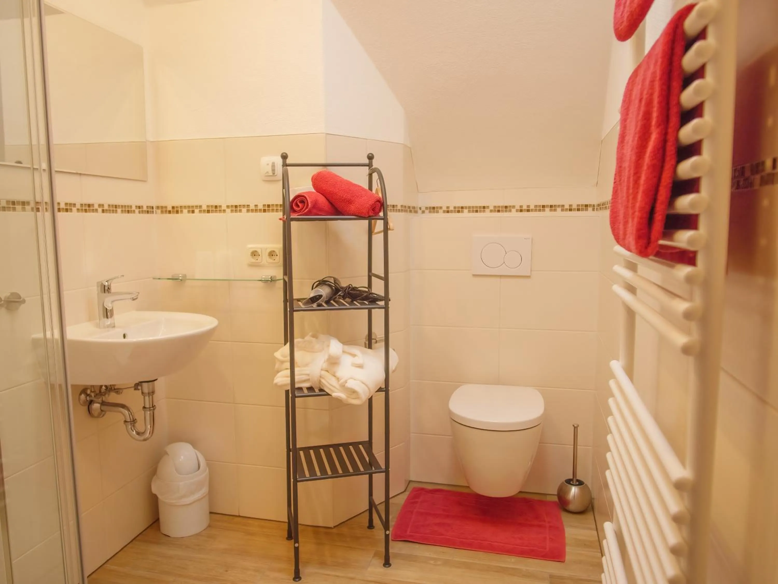 Bathroom in Kirschberghof Gästehaus und Weinverkauf