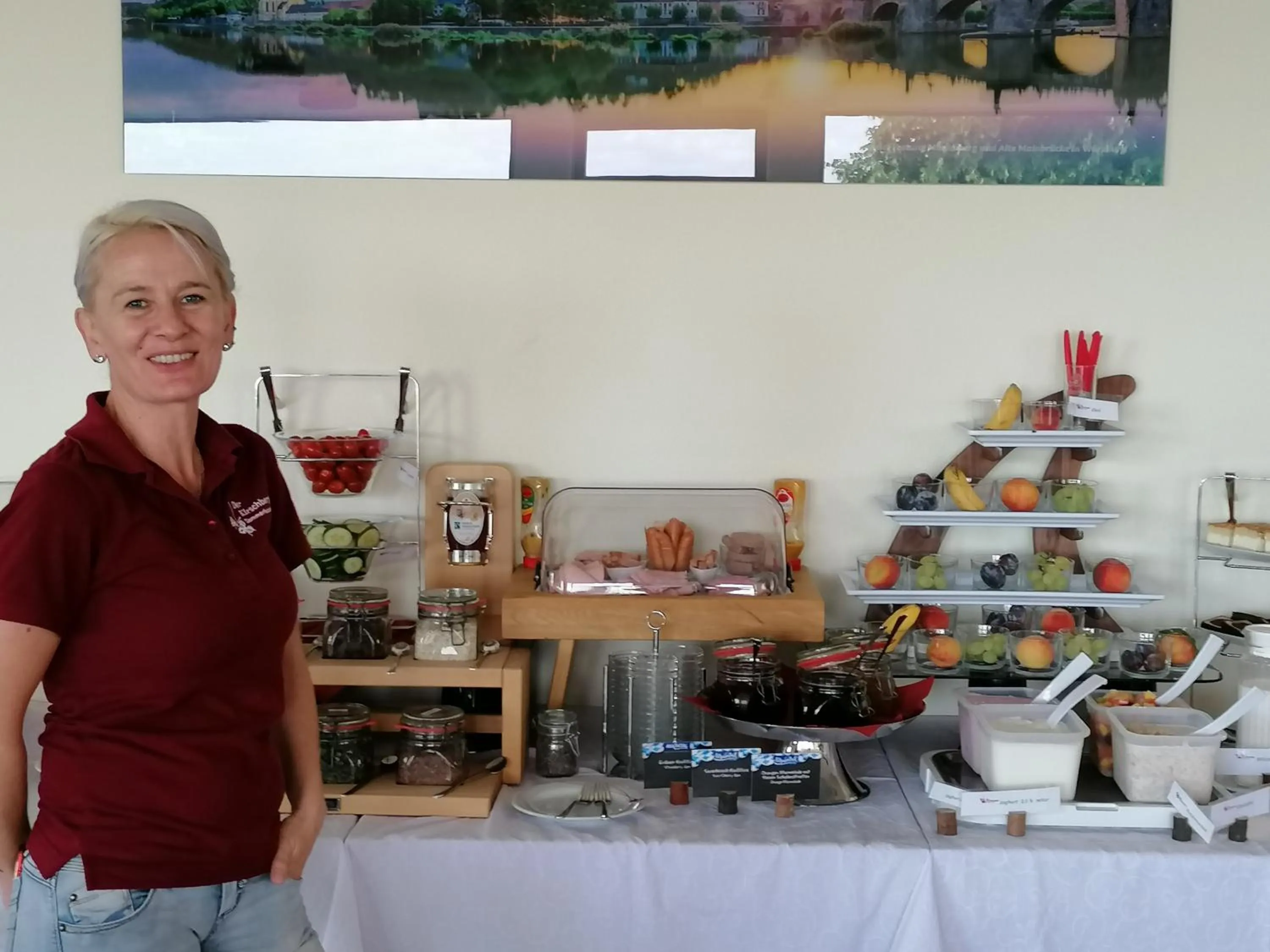 Breakfast in Kirschberghof Gästehaus und Weinverkauf