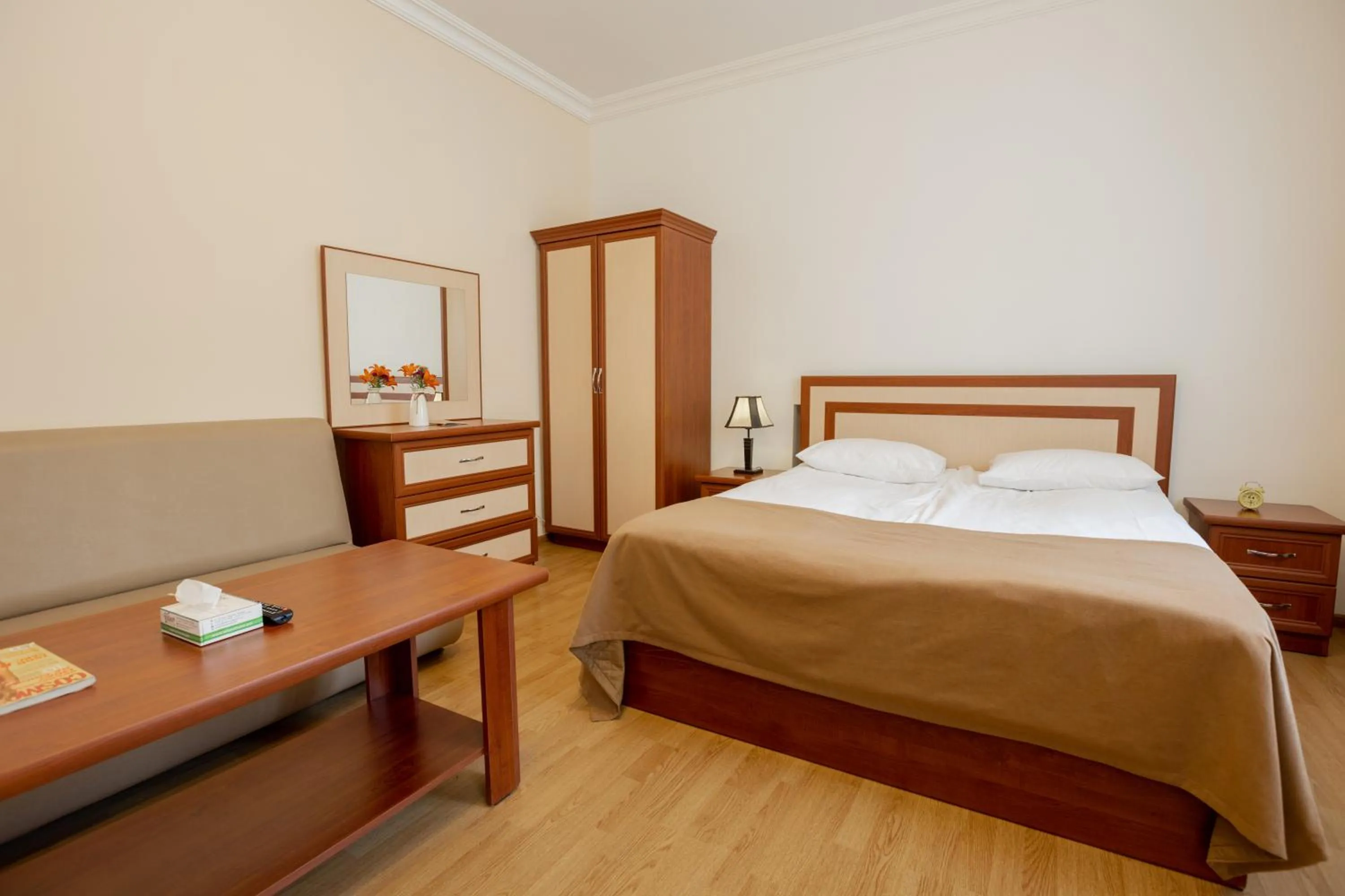 Bedroom in Ariana Family Hotel