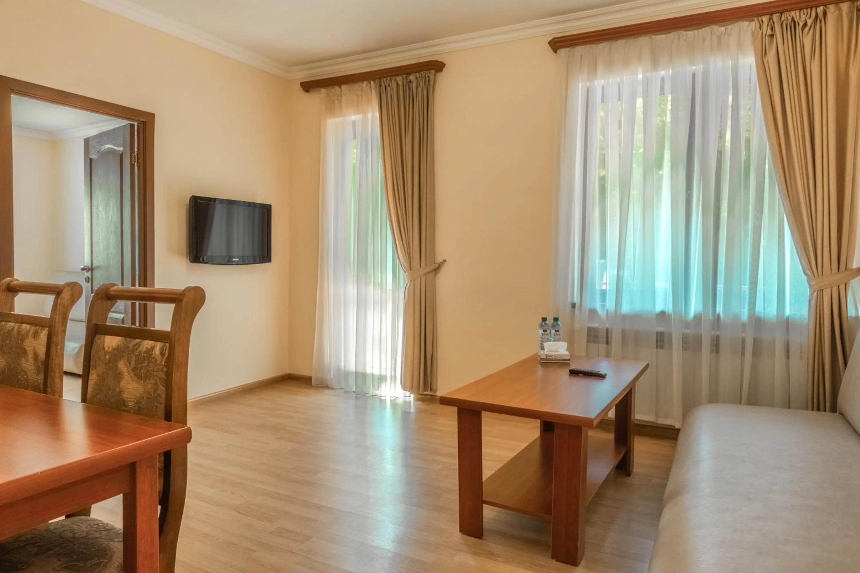 Living room in Ariana Family Hotel