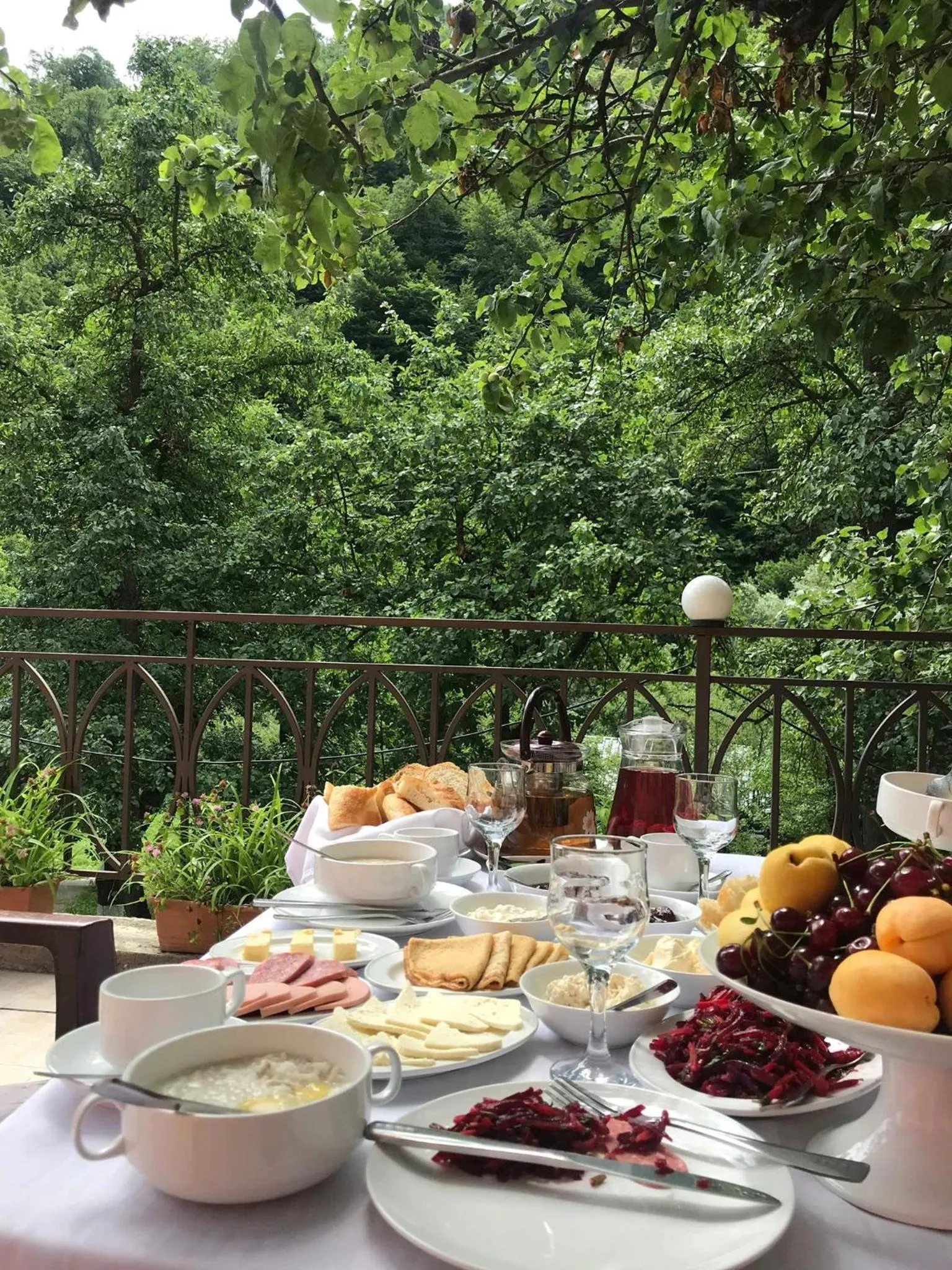 Continental breakfast in Ariana Family Hotel