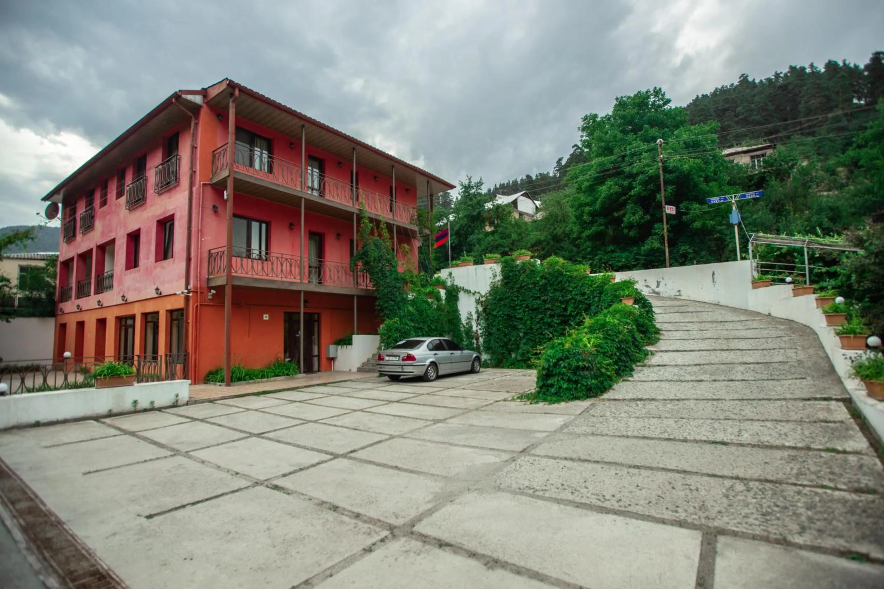 Property building in Ariana Family Hotel