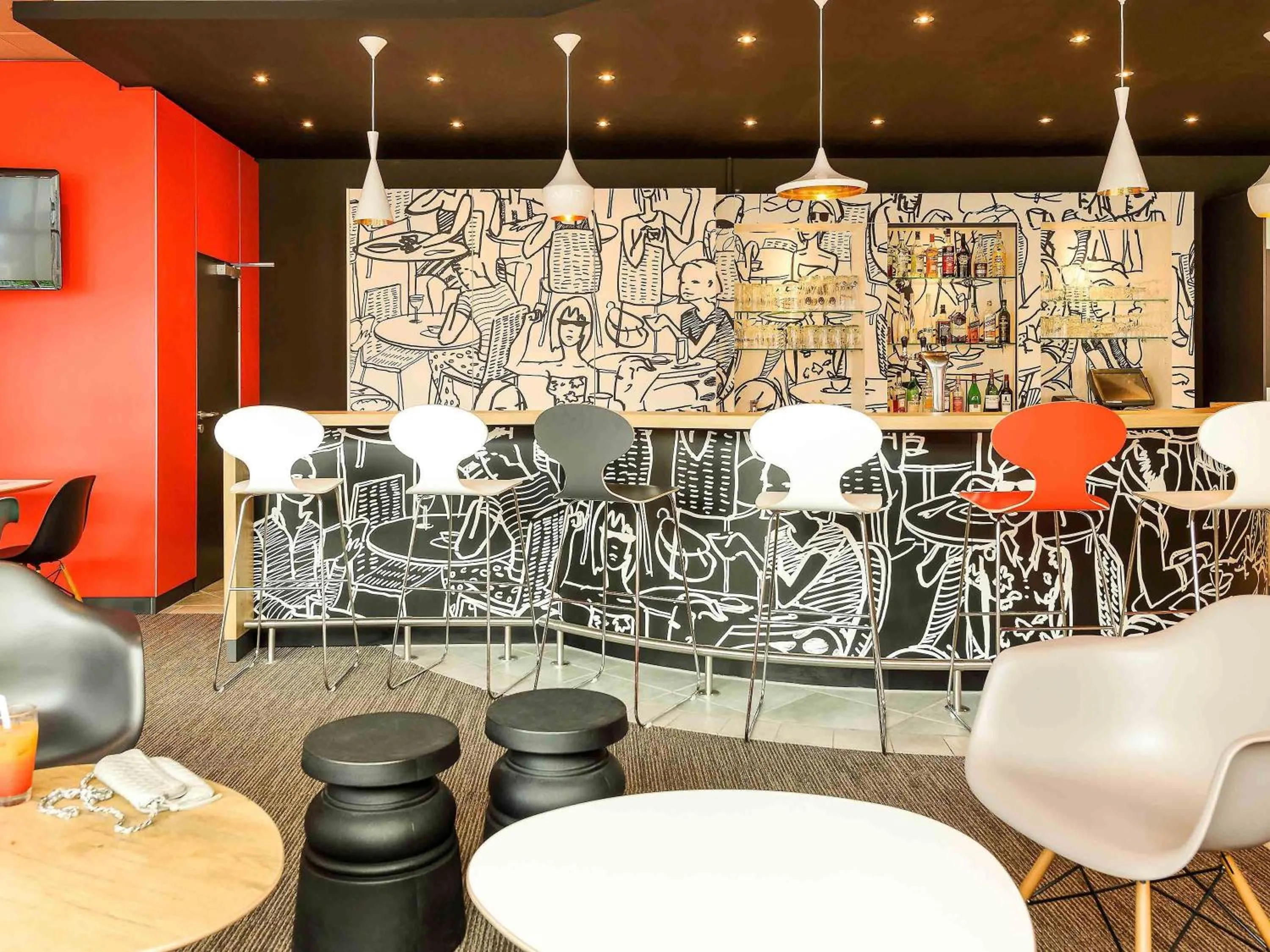 Lounge or bar in ibis Luebeck City