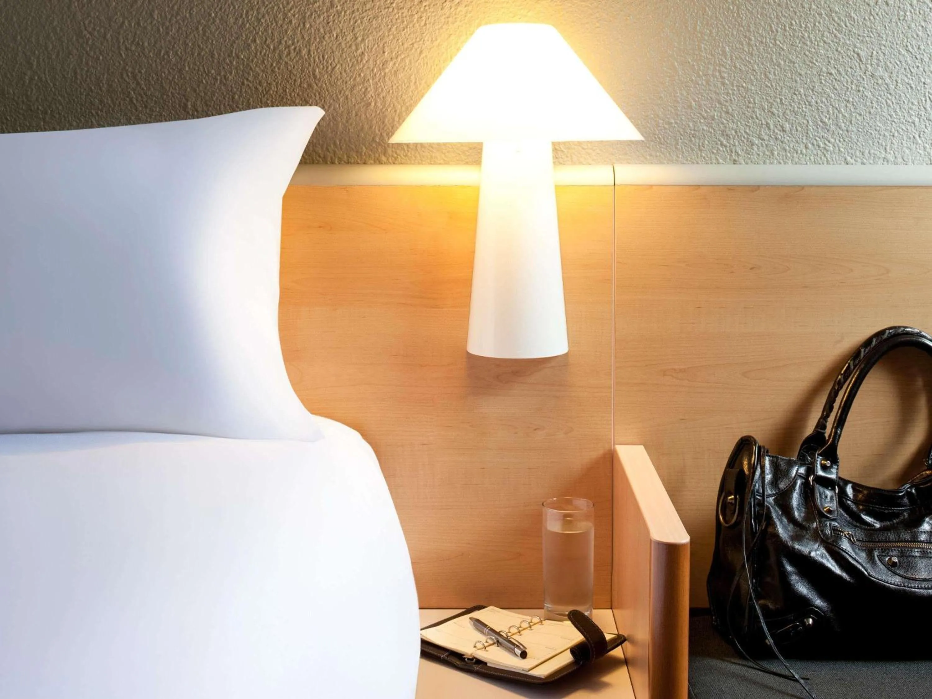 Bedroom, Bed in ibis Luebeck City