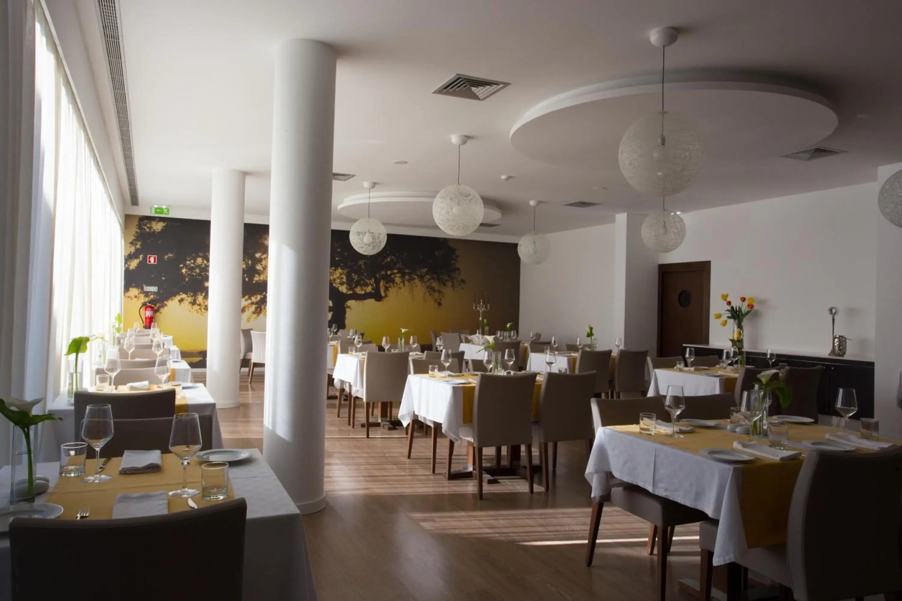 Restaurant/places to eat in Monte Filipe Hotel Restaurant/places to eat in Monte Filipe Hotel