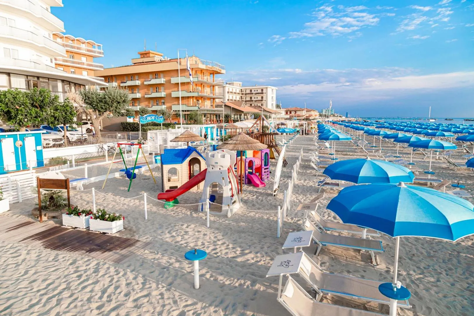 Beach in Hotel Cola Frontemare