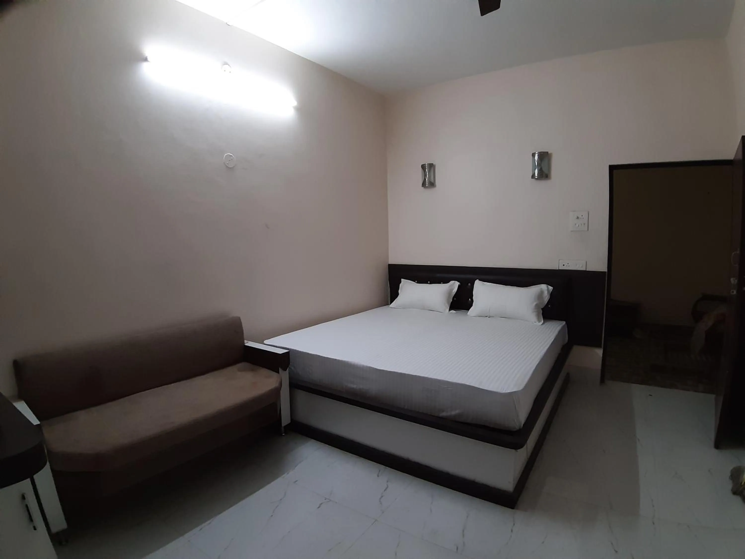 Bedroom, Bed in Sita Inn Home Stay Away From Home By Hotel Sita Varanasi